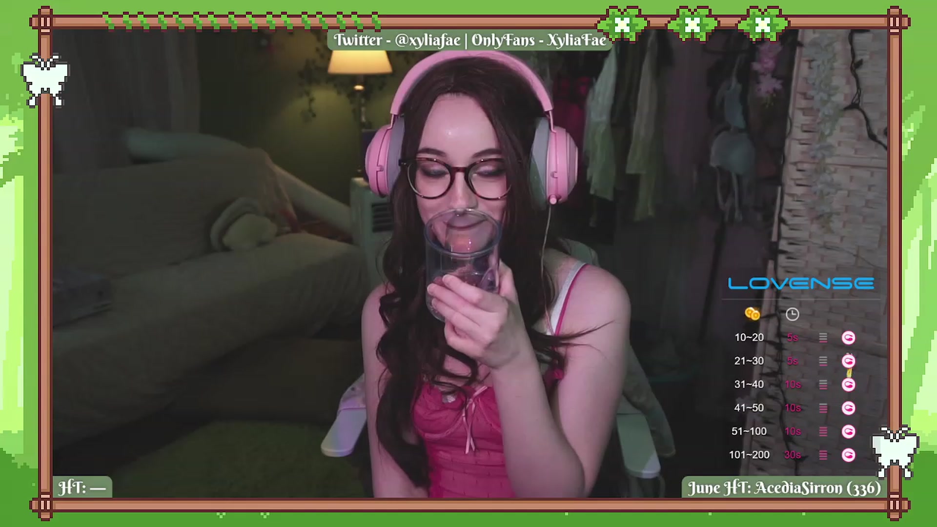 Gallery image thumbnail from XyliaFae's myfreecams stream on, 07/10/2023, 02:15 image 4 of 20