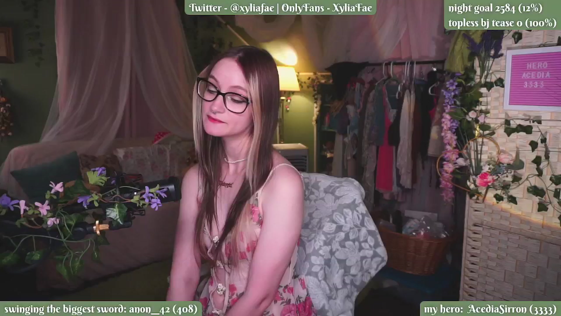 Gallery image thumbnail from XyliaFae's myfreecams stream on, 07/01/2024, 04:11 image 14 of 20