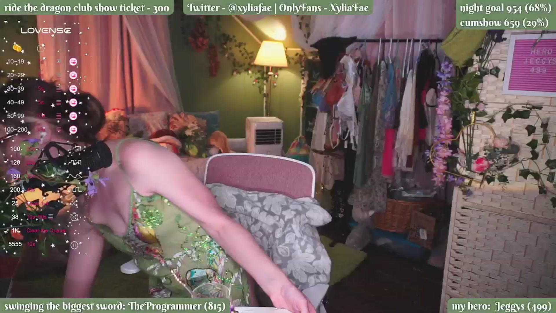 Gallery image thumbnail from XyliaFae's myfreecams stream on, 07/14/2024, 08:37 image 1 of 20