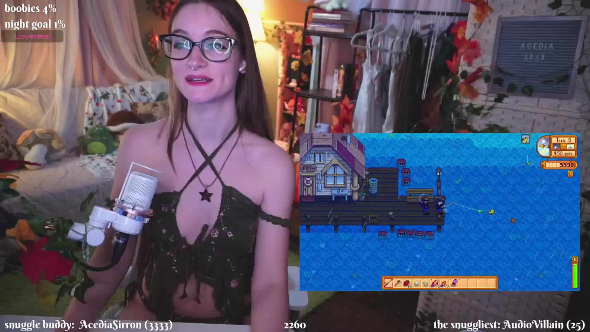 Gallery image thumbnail from XyliaFae's myfreecams stream on, 11/10/2024, 06:43 image 9 of 20