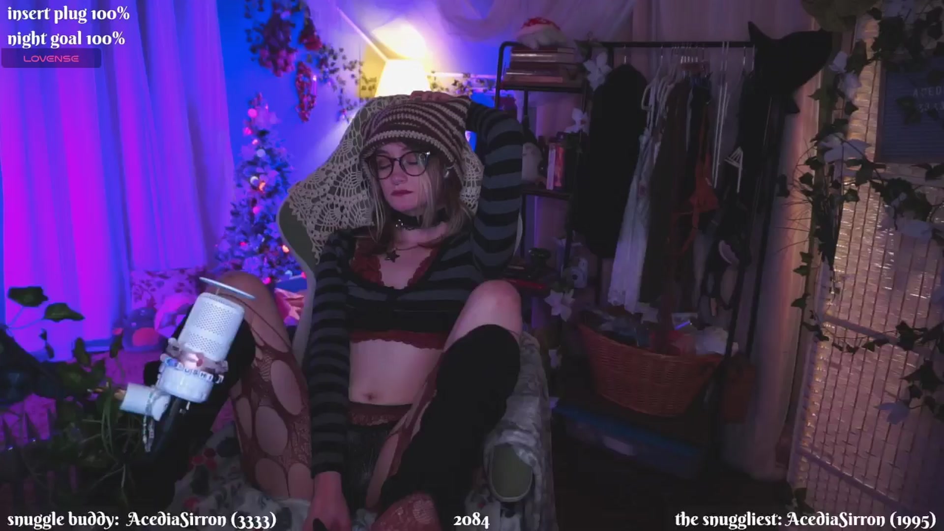 Gallery image thumbnail from XyliaFae's myfreecams stream on, 11/23/2024, 07:37 image 7 of 20