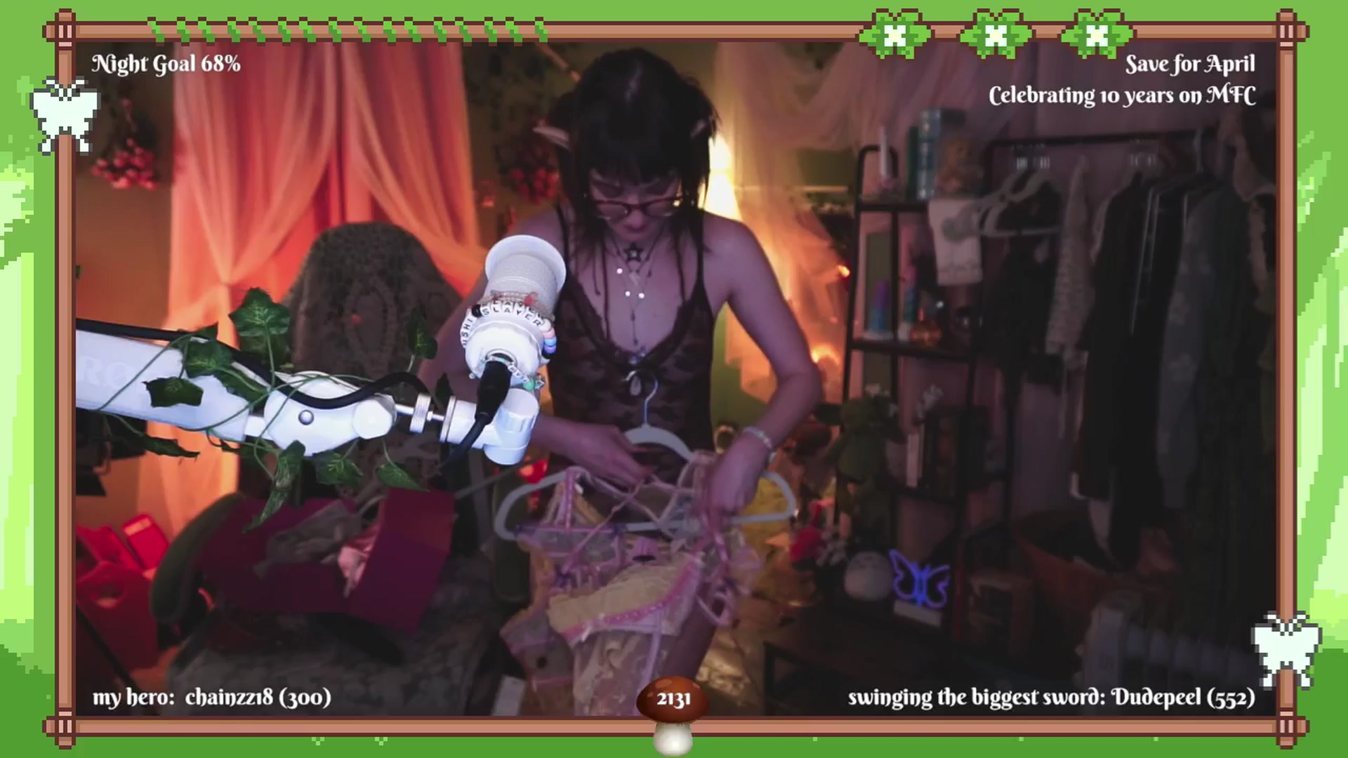 Gallery image thumbnail from XyliaFae's myfreecams stream on, 03/22/2025, 05:07 image 15 of 20