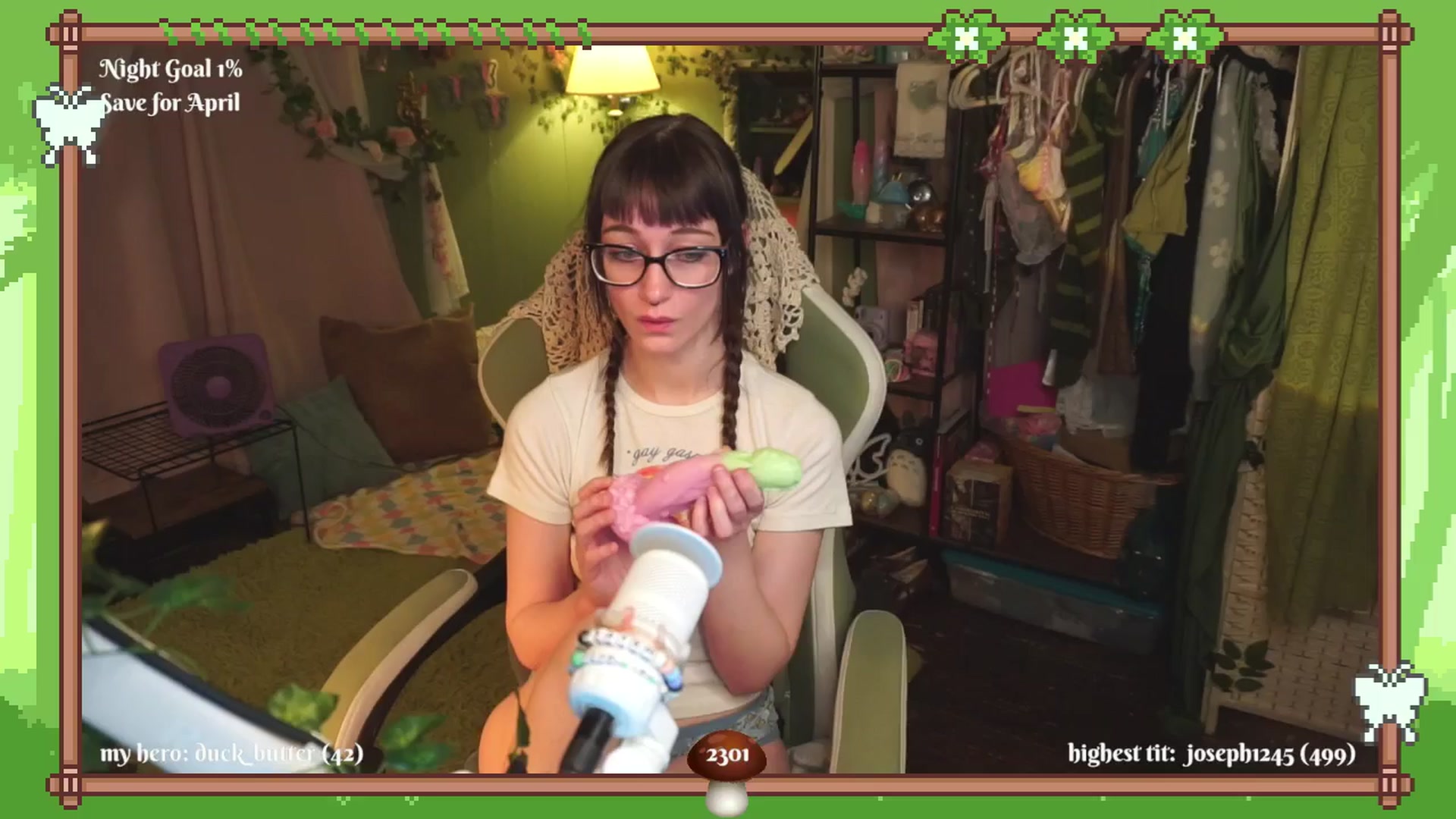Gallery image thumbnail from XyliaFae's myfreecams stream on, 03/30/2025, 04:40 image 12 of 20