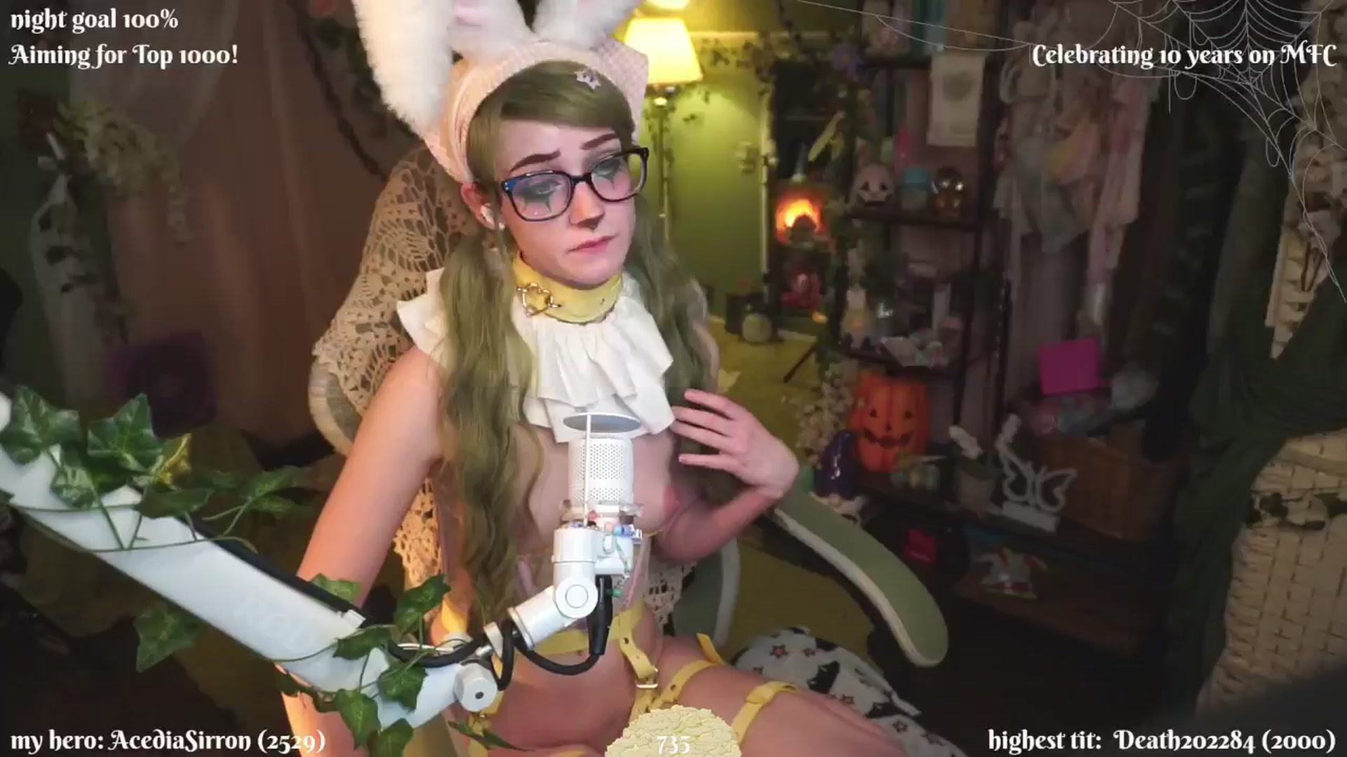 Gallery image thumbnail from XyliaFae's myfreecams stream on, 04/05/2025, 05:34 image 9 of 20