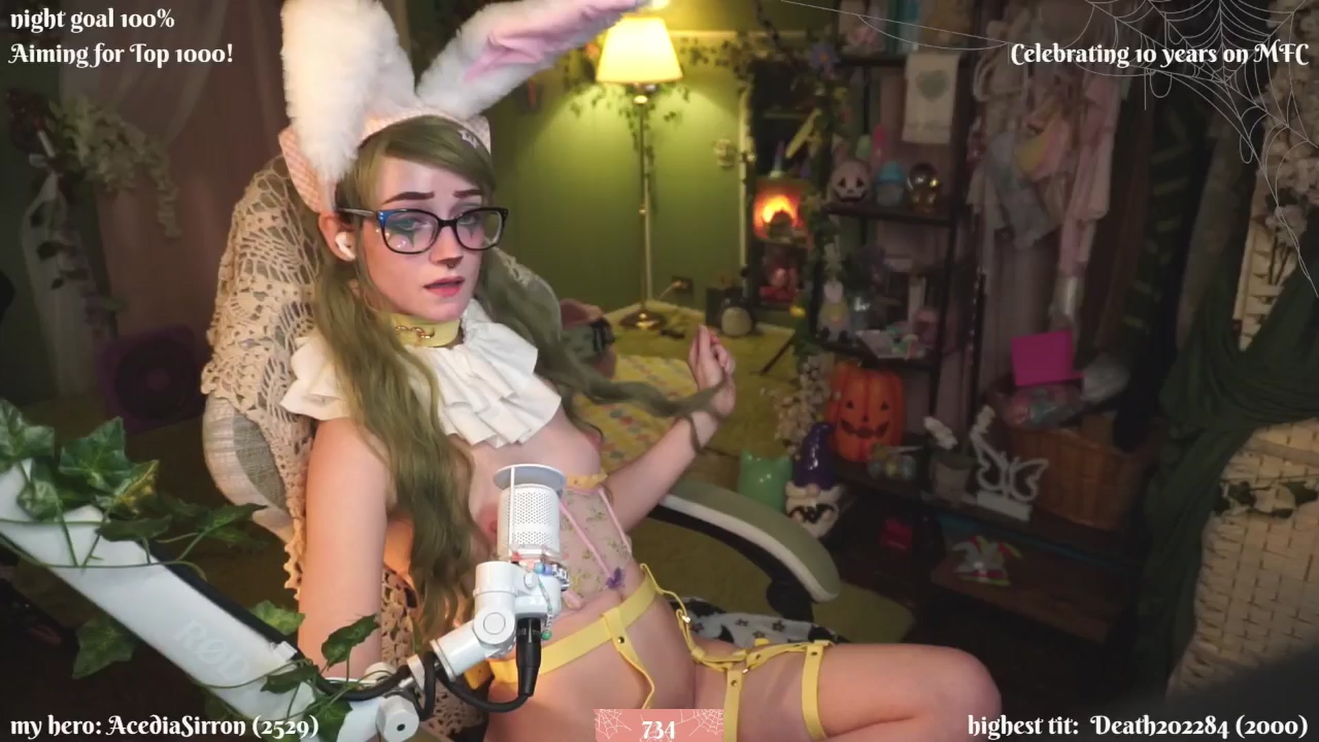 Gallery image thumbnail from XyliaFae's myfreecams stream on, 04/05/2025, 05:34 image 1 of 20