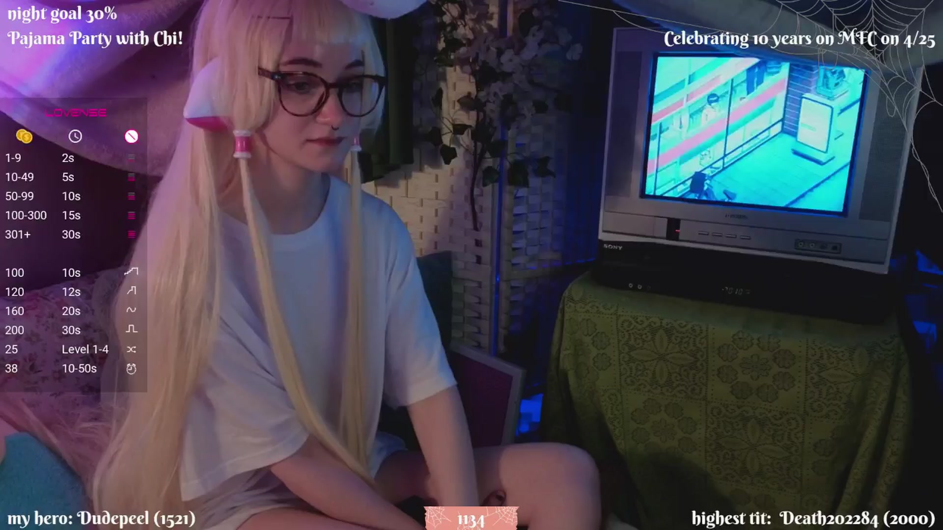 Gallery image thumbnail from XyliaFae's myfreecams stream on, 04/19/2025, 04:45 image 15 of 20