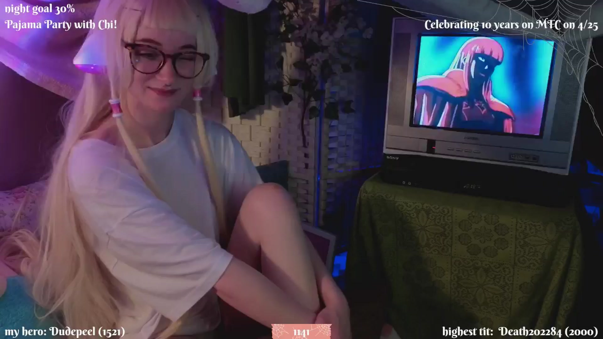 Gallery image thumbnail from XyliaFae's myfreecams stream on, 04/19/2025, 04:45 image 7 of 20
