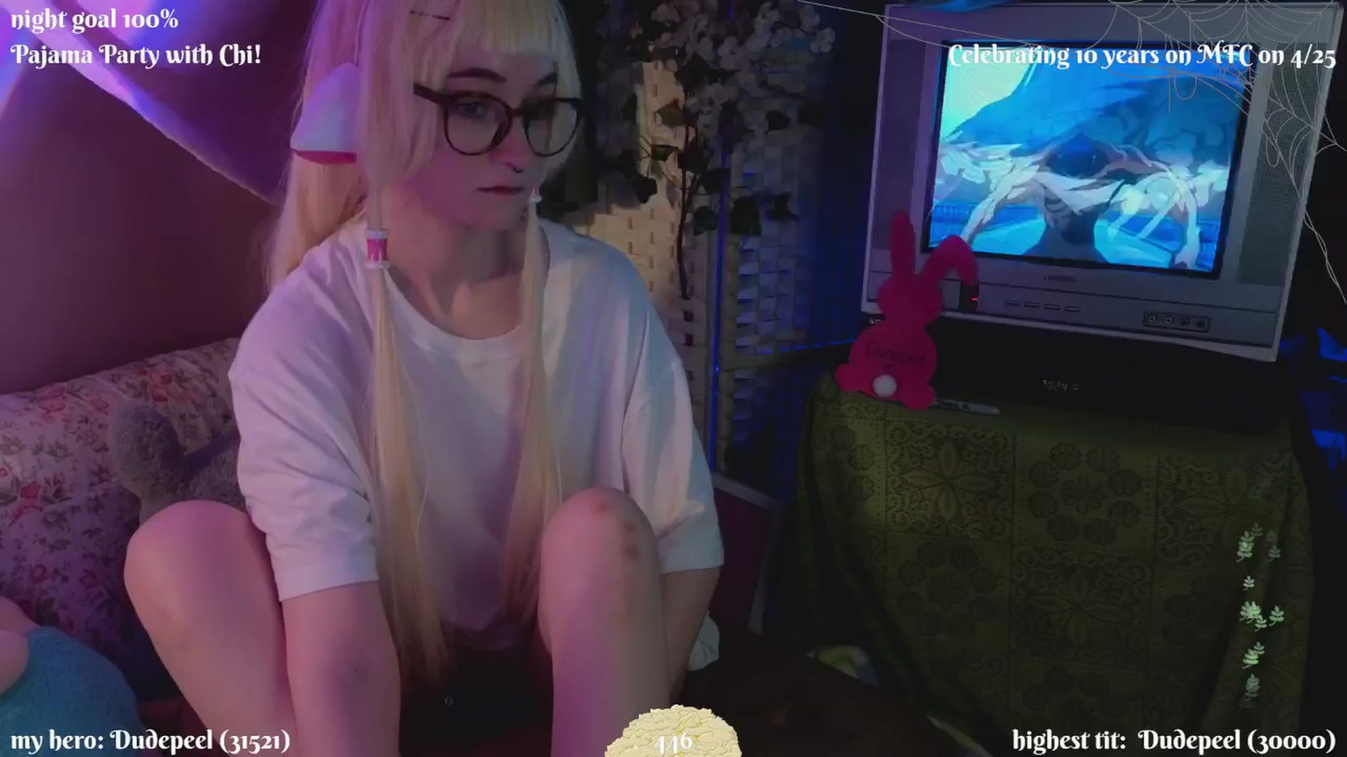 Gallery image thumbnail from XyliaFae's myfreecams stream on, 04/19/2025, 05:22 image 11 of 20