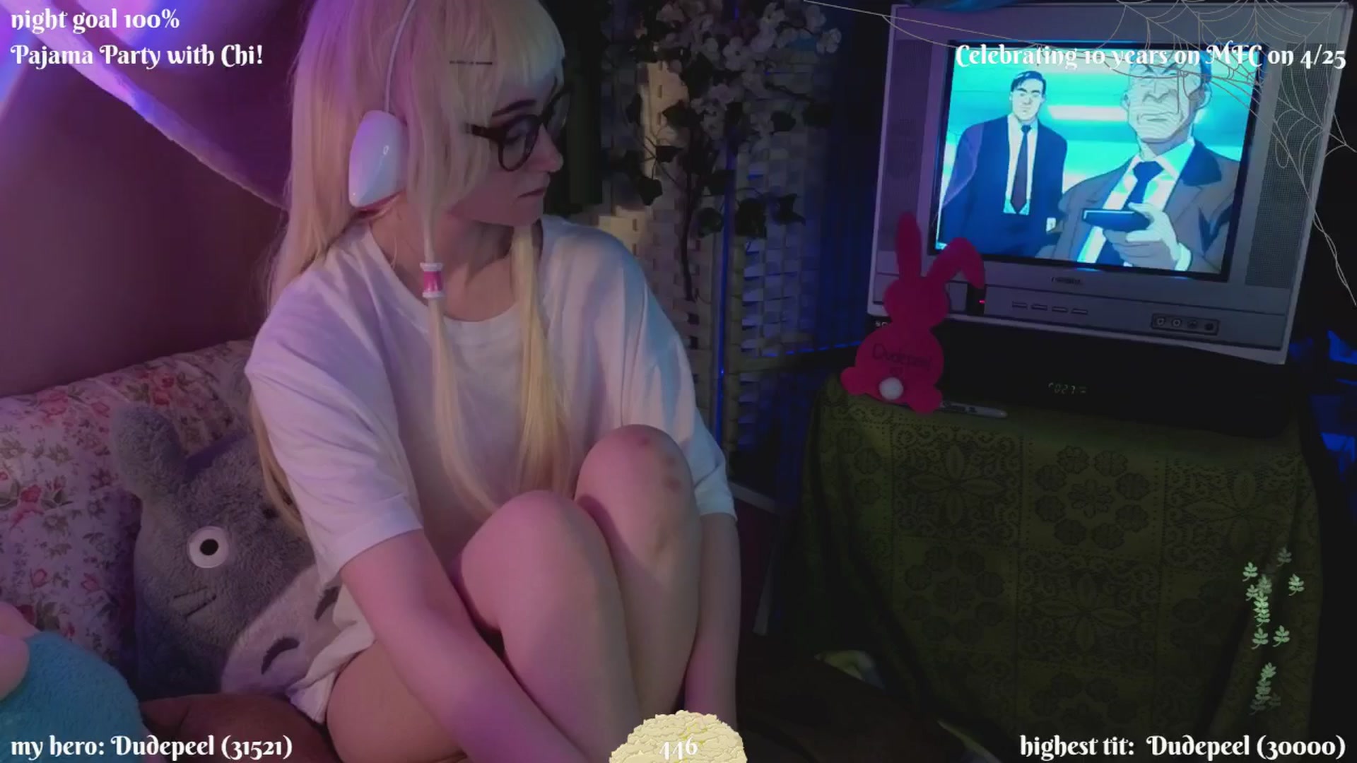 Gallery image thumbnail from XyliaFae's myfreecams stream on, 04/19/2025, 05:22 image 14 of 20