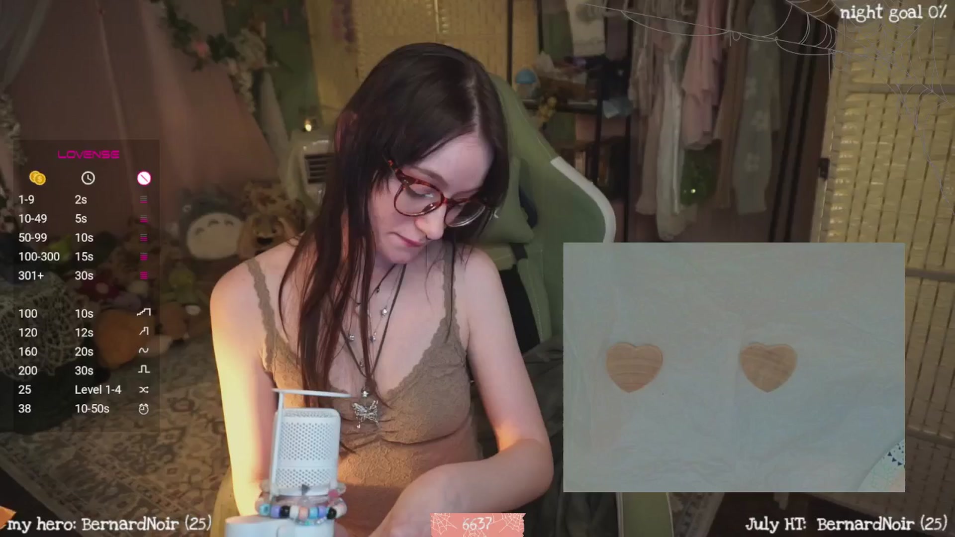 Gallery image thumbnail from XyliaFae's myfreecams stream on, 07/04/2025, 06:52 image 3 of 20
