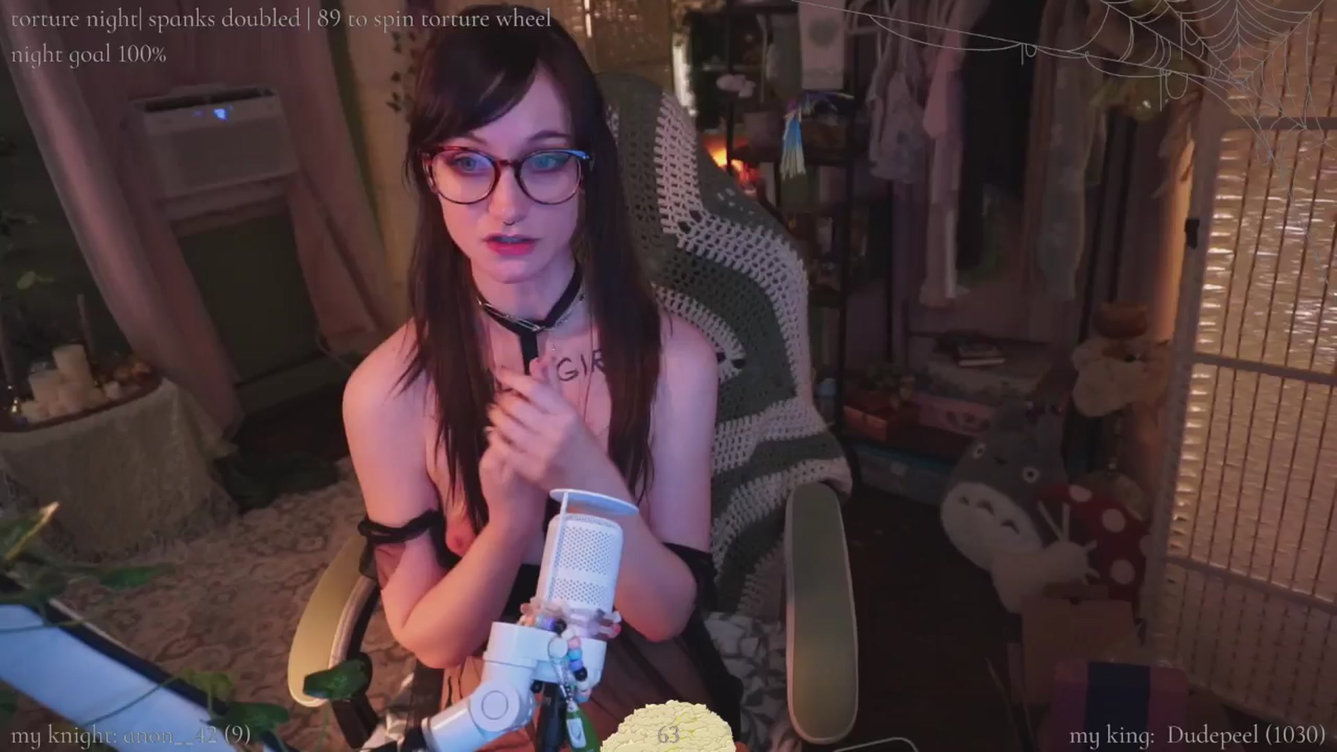 Gallery image thumbnail from XyliaFae's myfreecams stream on, 08/02/2025, 07:29 image 6 of 20