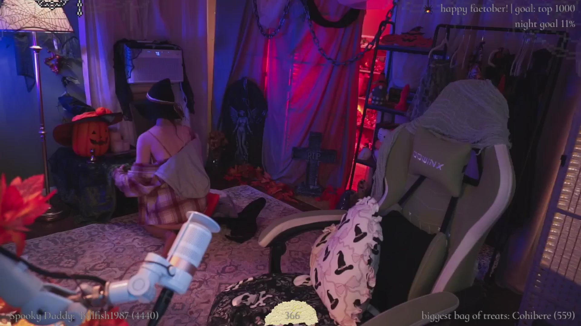 Gallery image thumbnail from XyliaFae's myfreecams stream on, 10/05/2025, 03:25 image 3 of 20