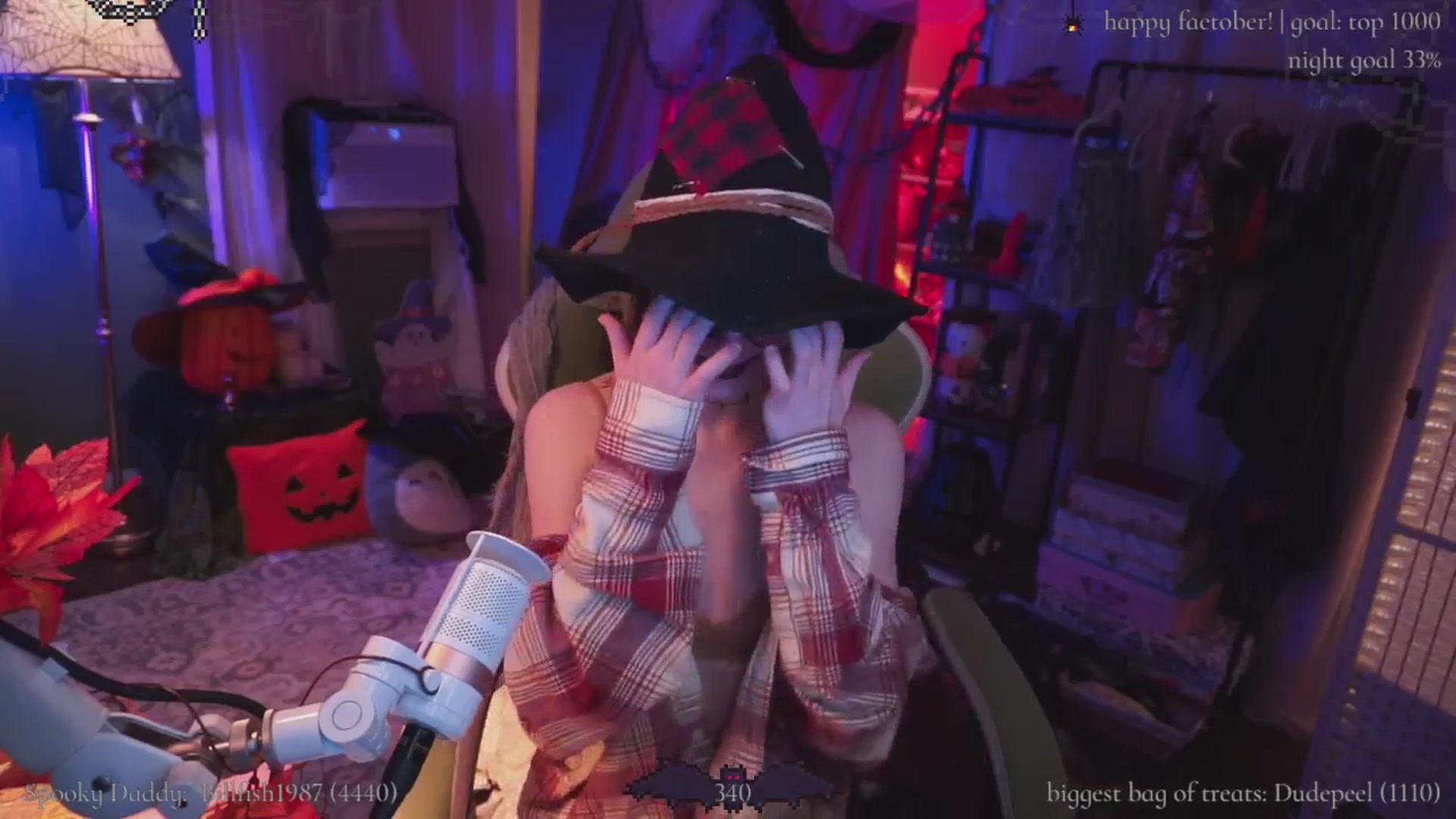 Gallery image thumbnail from XyliaFae's myfreecams stream on, 10/05/2025, 03:25 image 18 of 20