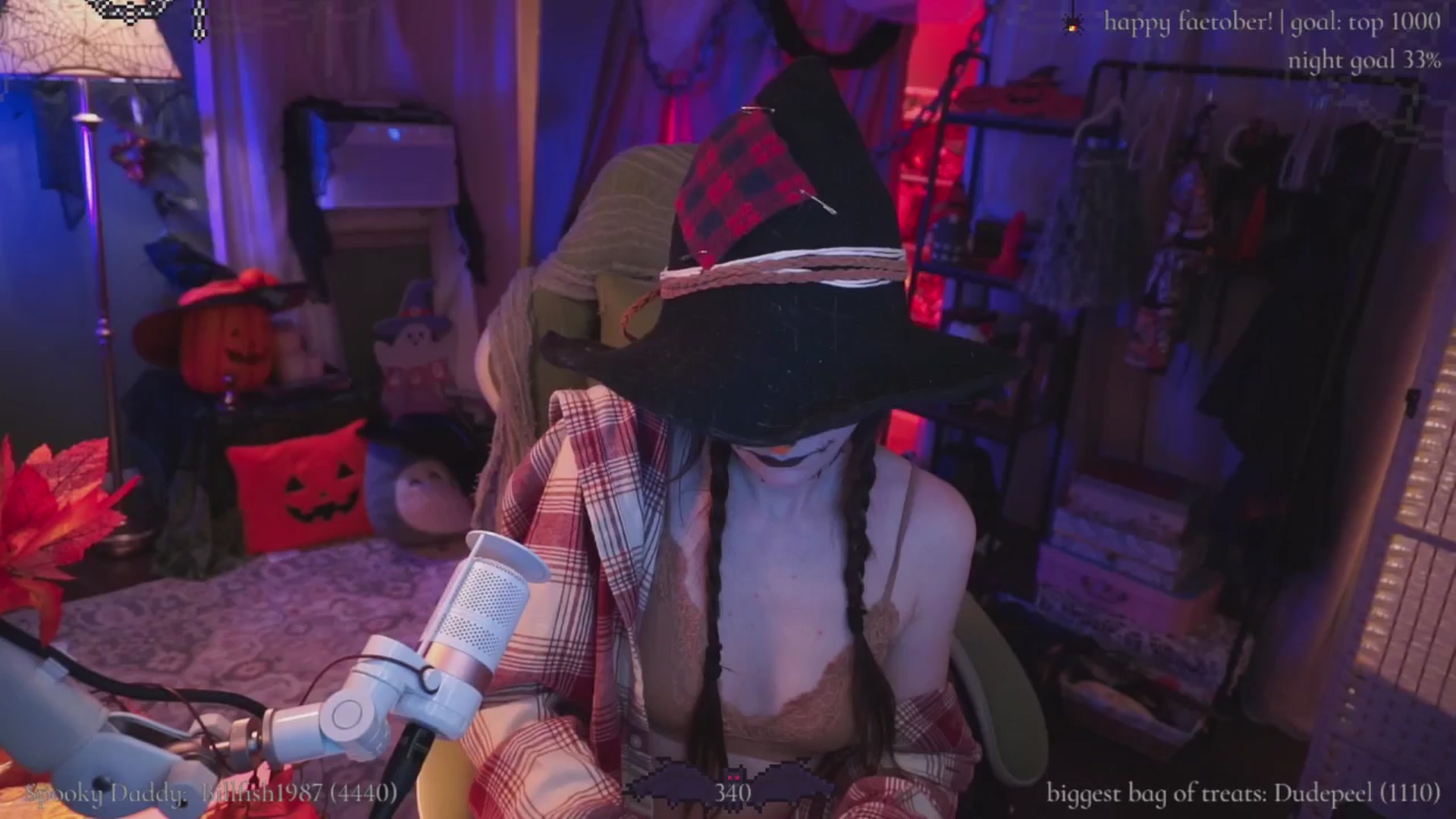Gallery image thumbnail from XyliaFae's myfreecams stream on, 10/05/2025, 03:25 image 12 of 20
