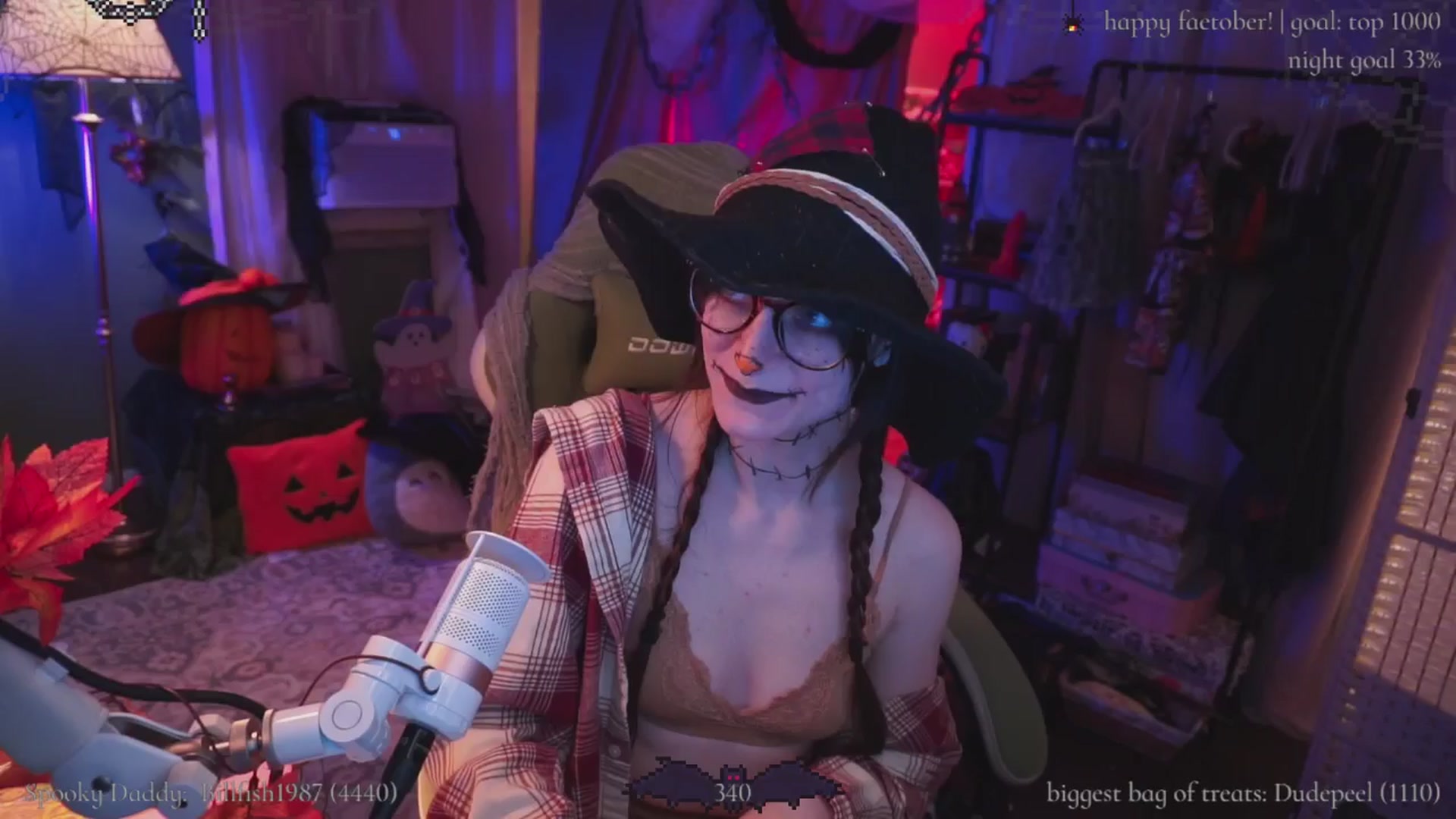 Gallery image thumbnail from XyliaFae's myfreecams stream on, 10/05/2025, 03:25 image 9 of 20