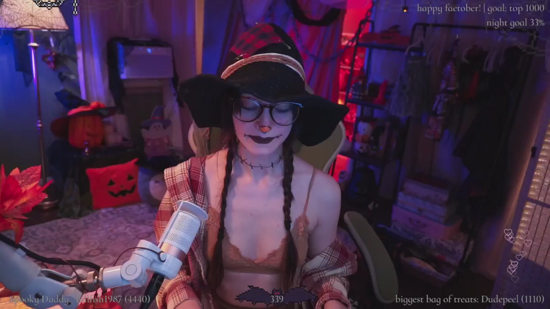 Gallery image thumbnail from XyliaFae's myfreecams stream on, 10/05/2025, 03:25 image 6 of 20