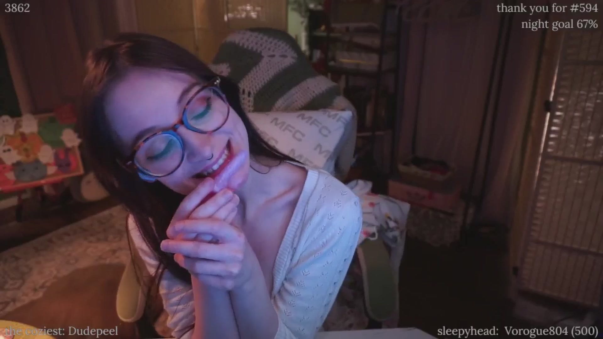 Gallery image thumbnail from XyliaFae's myfreecams stream on, 11/08/2025, 05:39 image 17 of 20