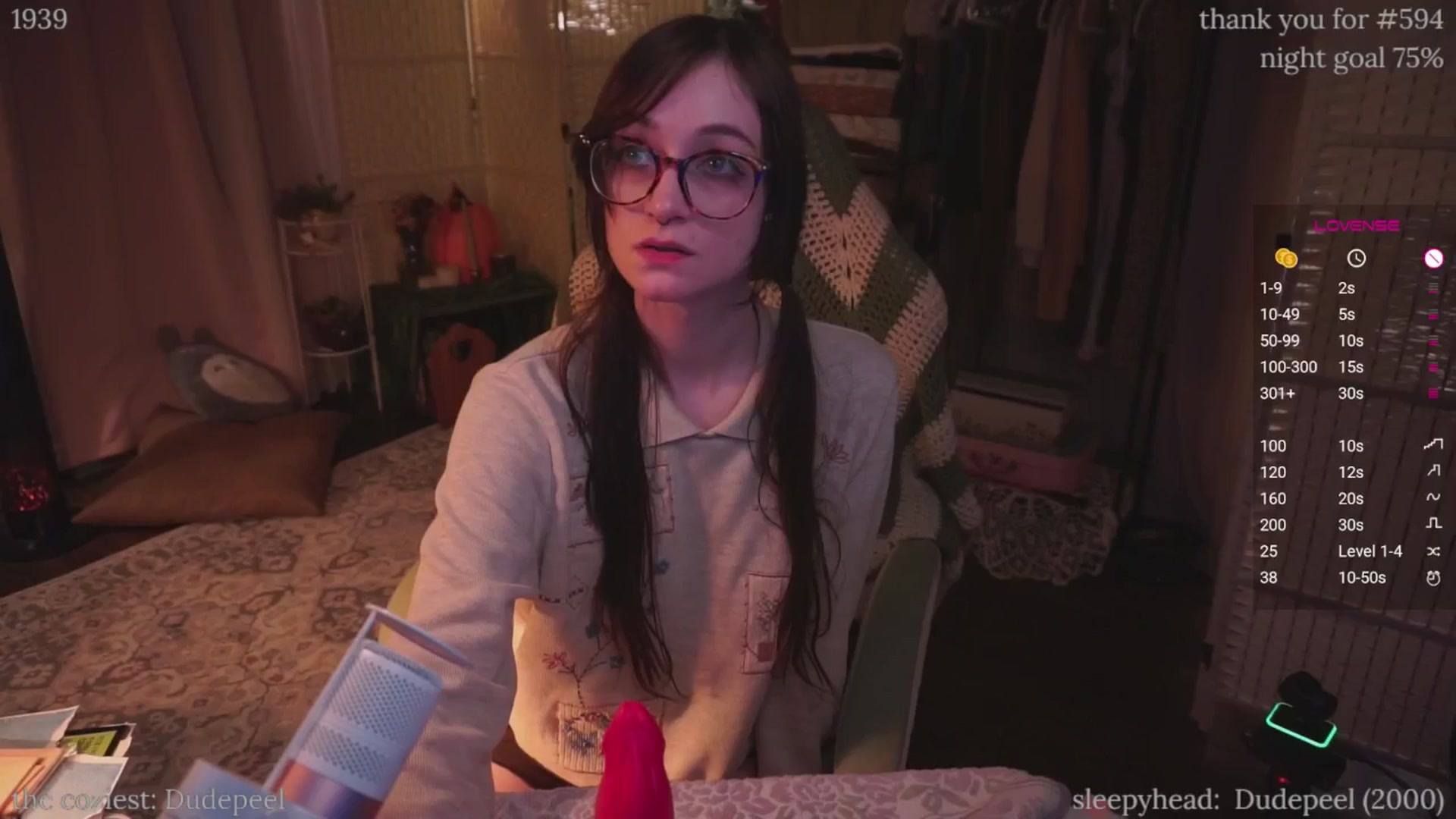 Gallery image thumbnail from XyliaFae's myfreecams stream on, 11/16/2025, 07:40 image 14 of 20