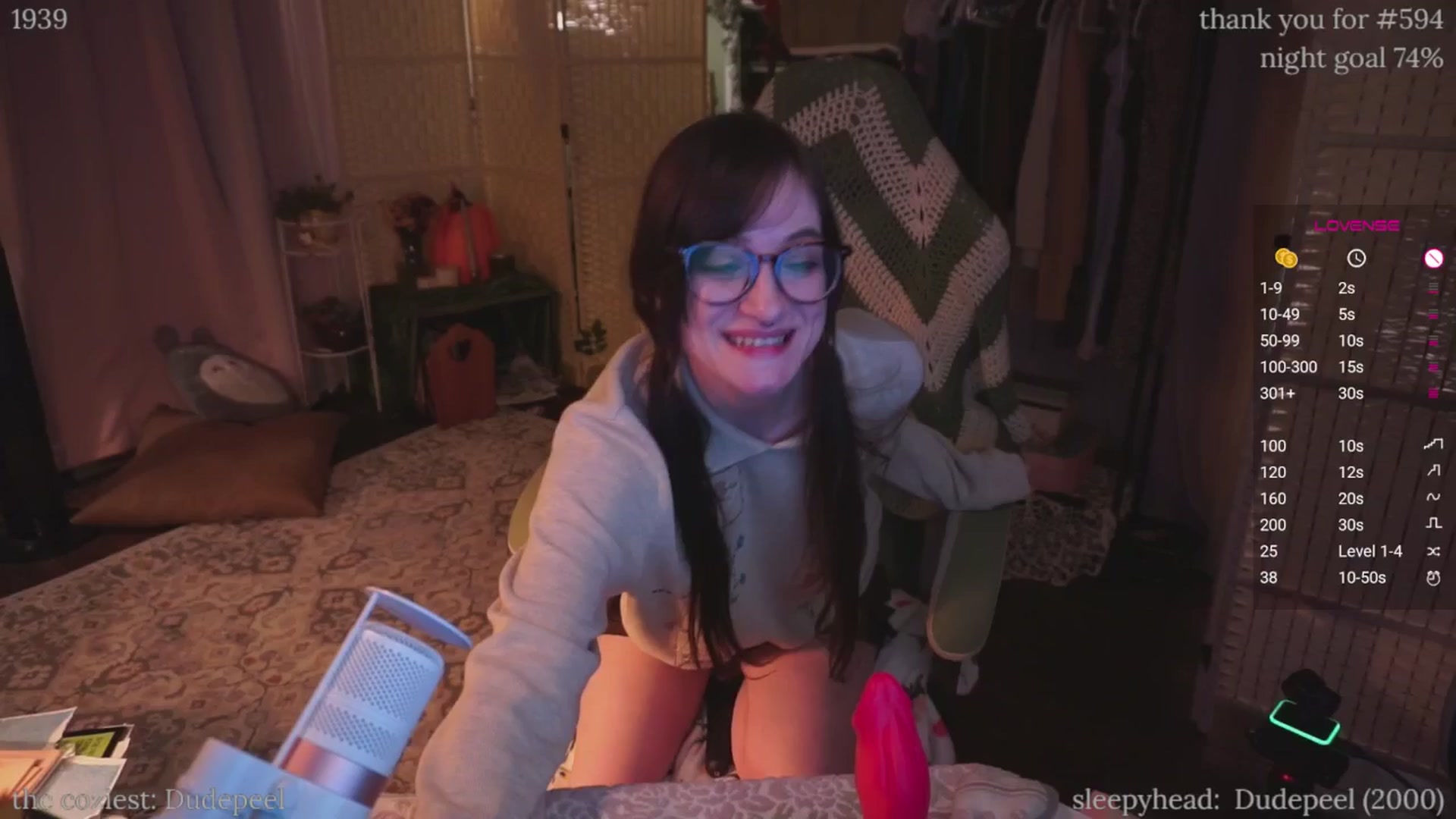 Gallery image thumbnail from XyliaFae's myfreecams stream on, 11/16/2025, 07:40 image 13 of 20