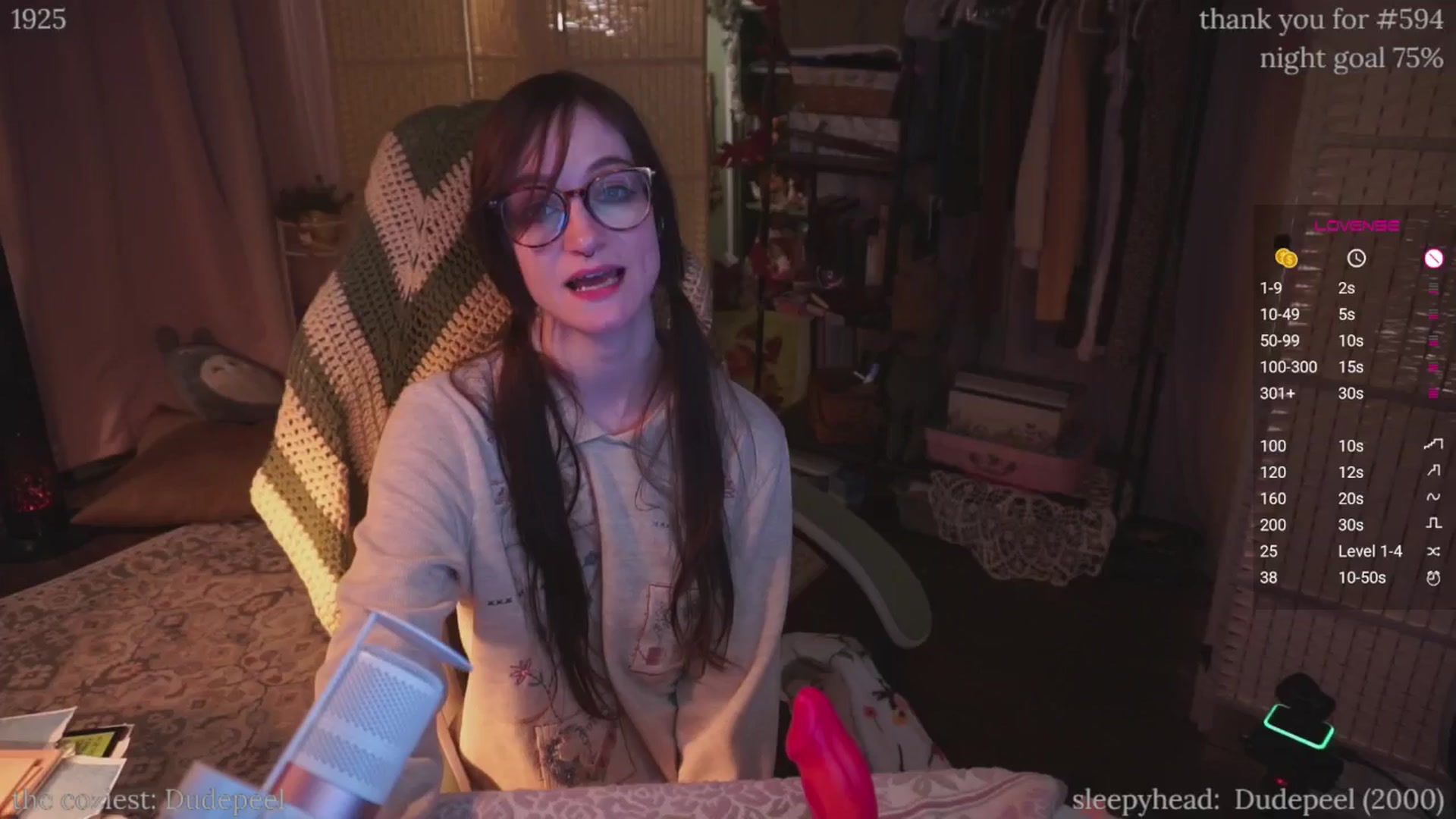 Gallery image thumbnail from XyliaFae's myfreecams stream on, 11/16/2025, 07:40 image 16 of 20