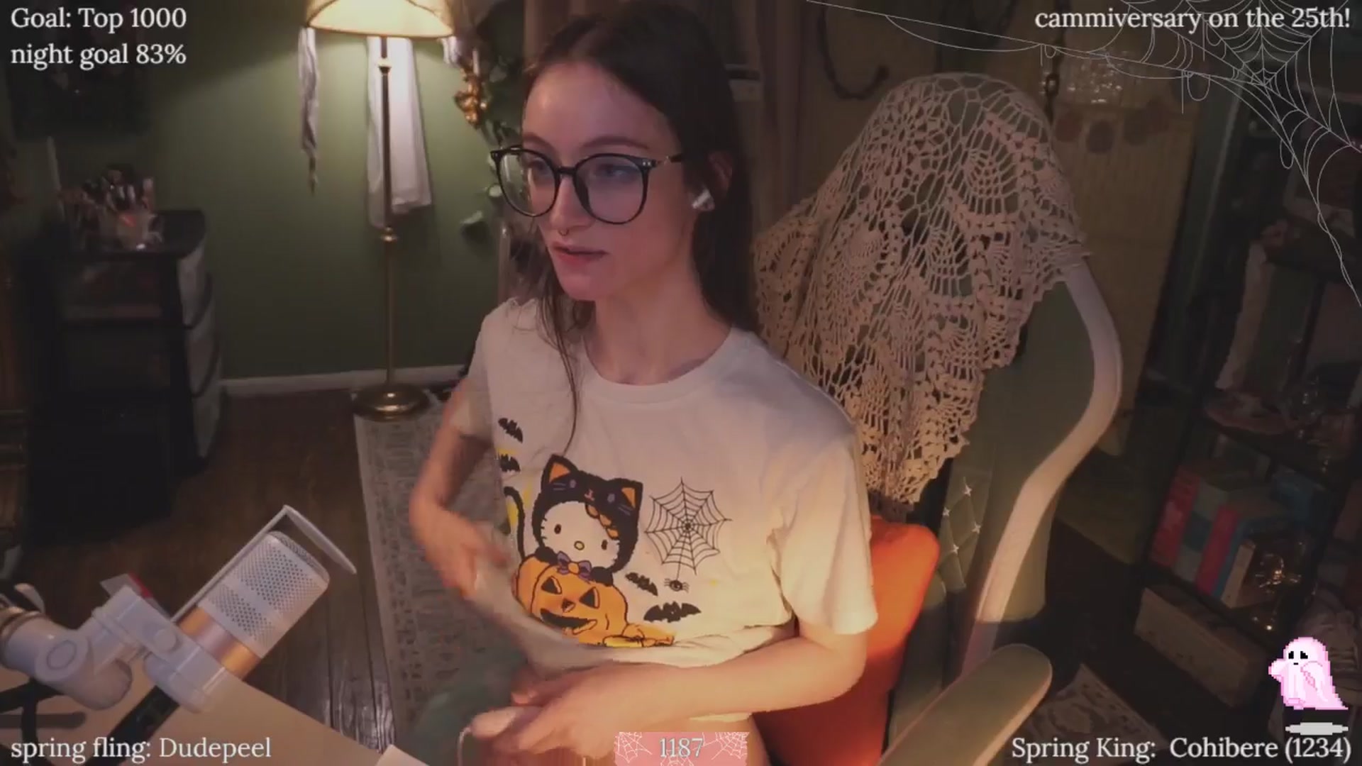Gallery image thumbnail from XyliaFae's myfreecams stream on, 04/18/2026, 04:44 image 10 of 20