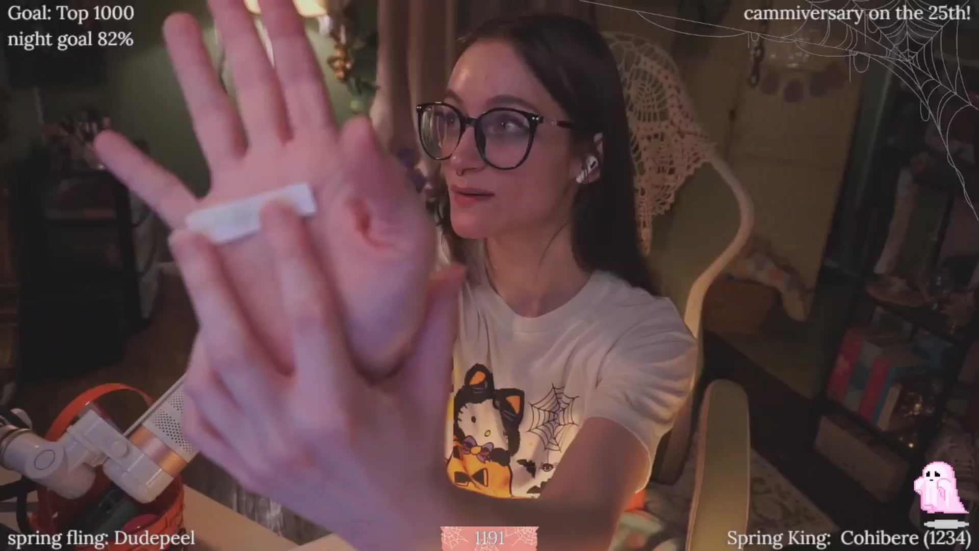Gallery image thumbnail from XyliaFae's myfreecams stream on, 04/18/2026, 04:44 image 3 of 20