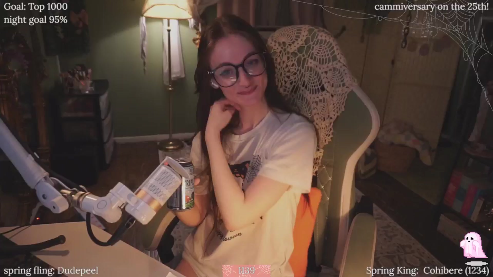 Gallery image thumbnail from XyliaFae's myfreecams stream on, 04/18/2026, 05:25 image 15 of 20