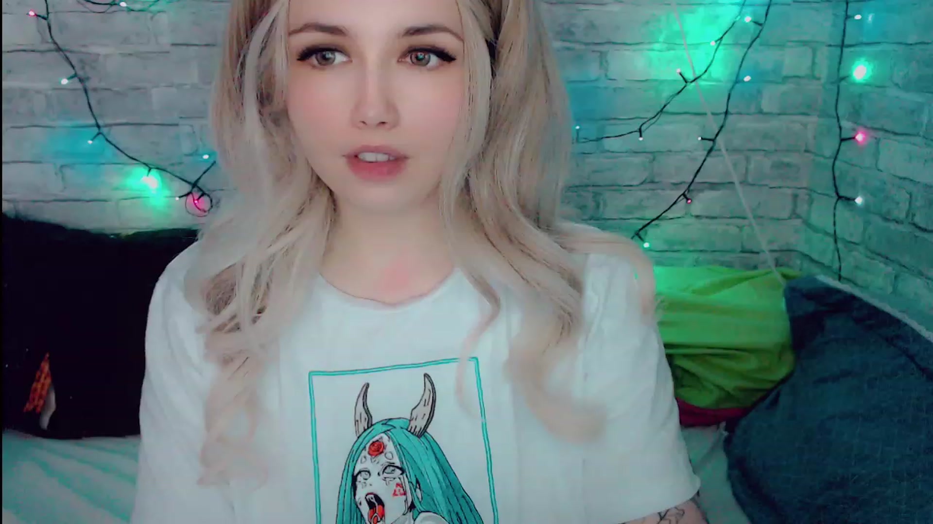 Gallery image thumbnail from YUMMY_TIFFANI's myfreecams stream on, 11/22/2022, 03:42 image 8 of 20