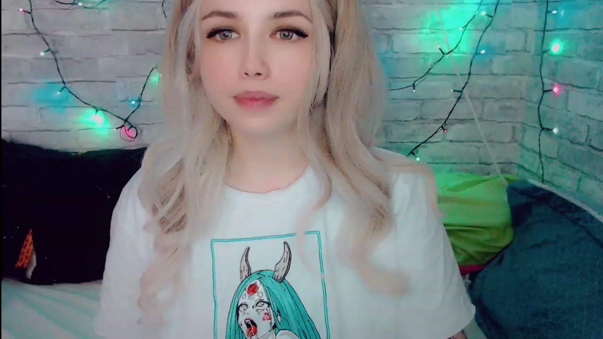 Gallery image thumbnail from YUMMY_TIFFANI's myfreecams stream on, 11/22/2022, 03:42 image 13 of 20