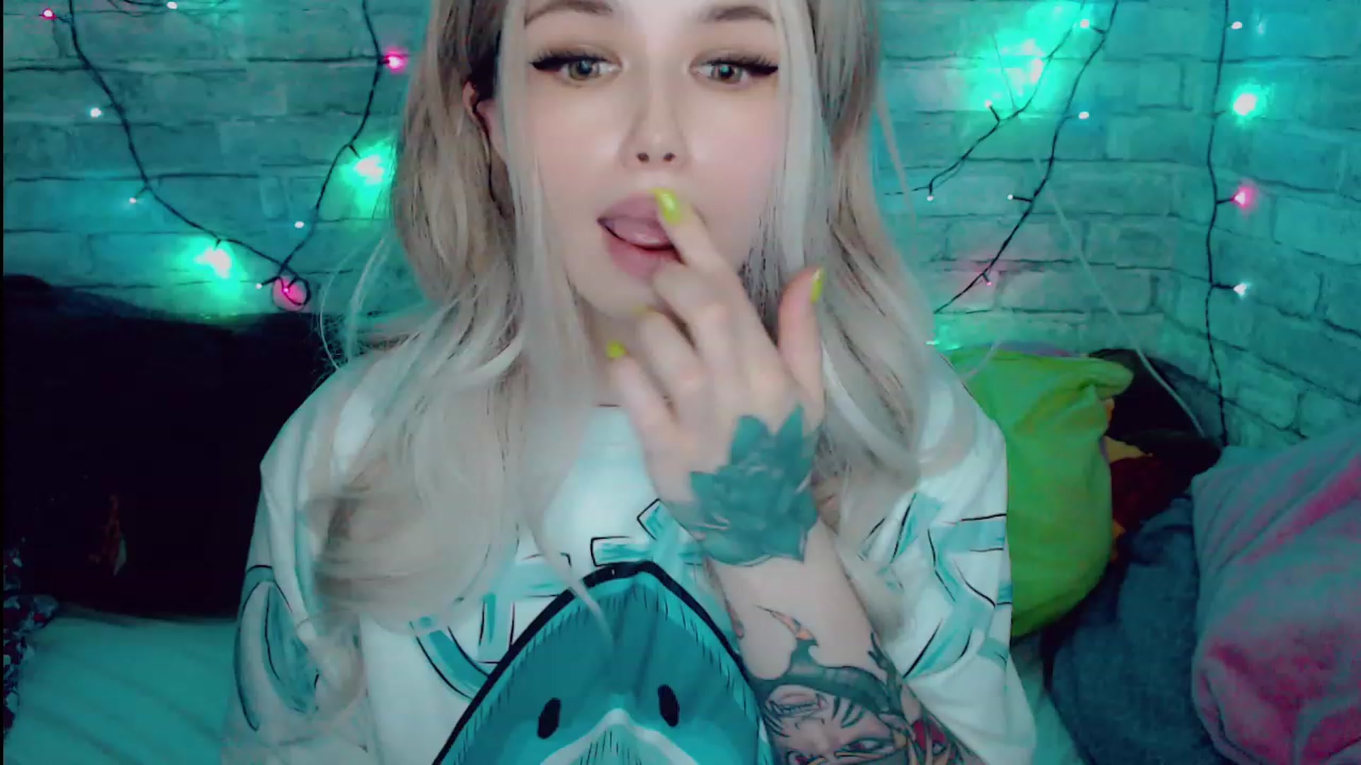 Gallery image thumbnail from YUMMY_TIFFANI's myfreecams stream on, 11/24/2022, 01:32 image 15 of 20