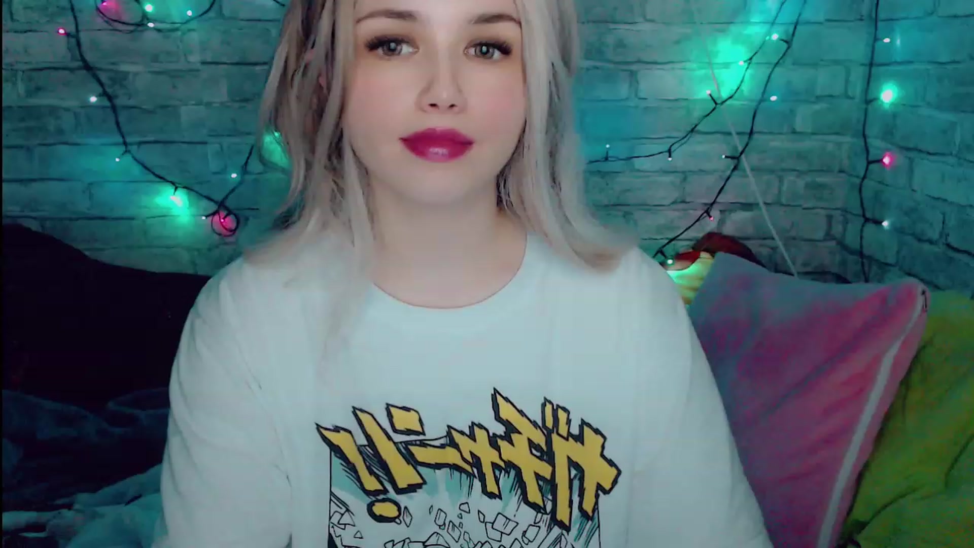 Gallery image thumbnail from YUMMY_TIFFANI's myfreecams stream on, 11/26/2022, 18:57 image 15 of 20