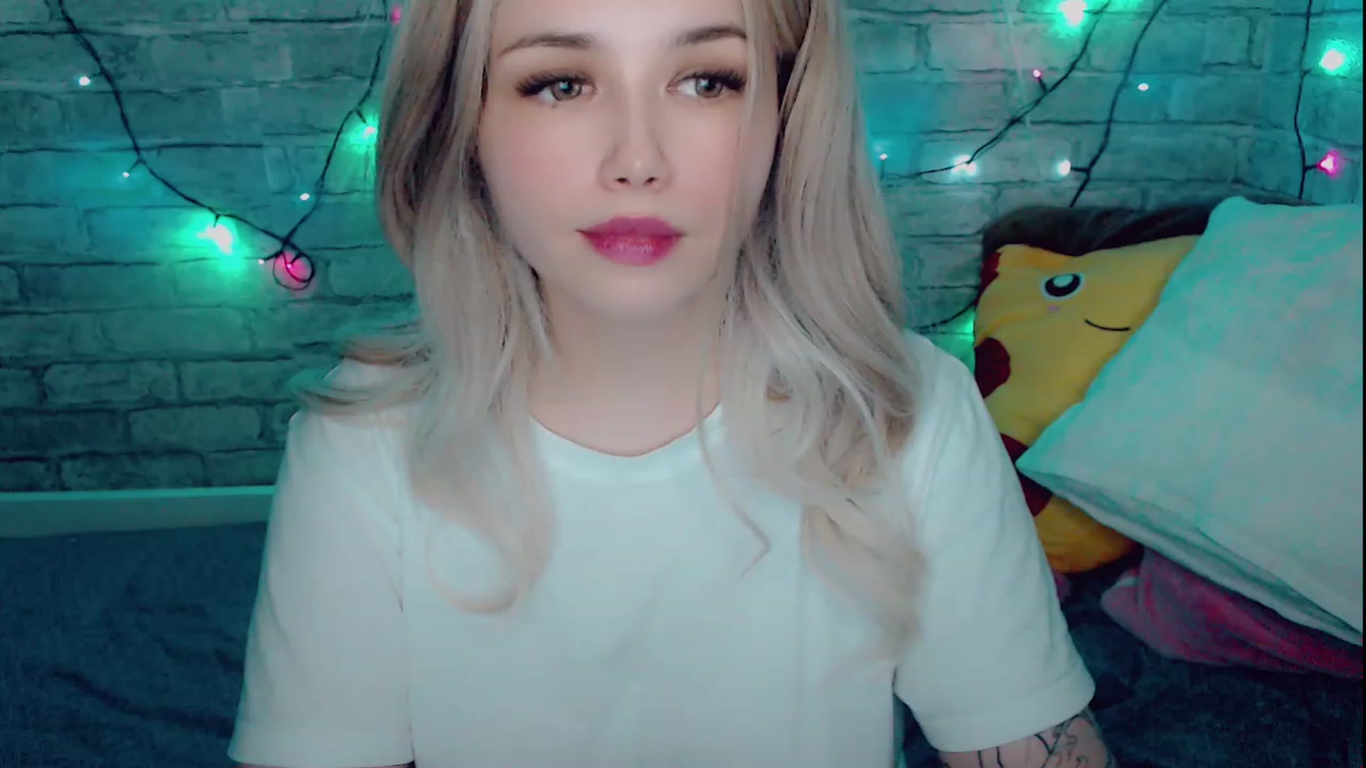Gallery image thumbnail from YUMMY_TIFFANI's myfreecams stream on, 12/04/2022, 15:16 image 9 of 20
