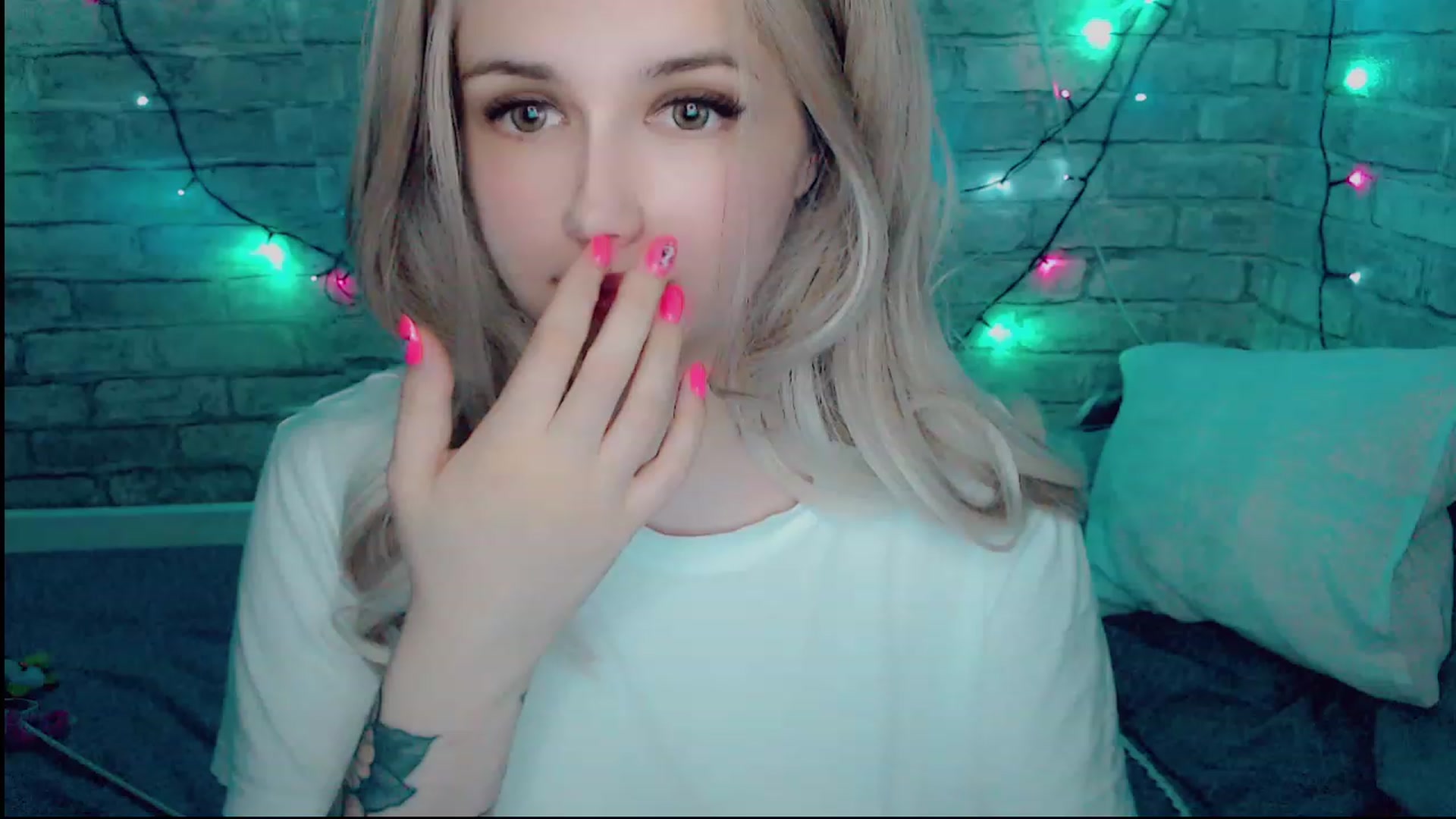 Gallery image thumbnail from YUMMY_TIFFANI's myfreecams stream on, 12/04/2022, 16:03 image 11 of 20