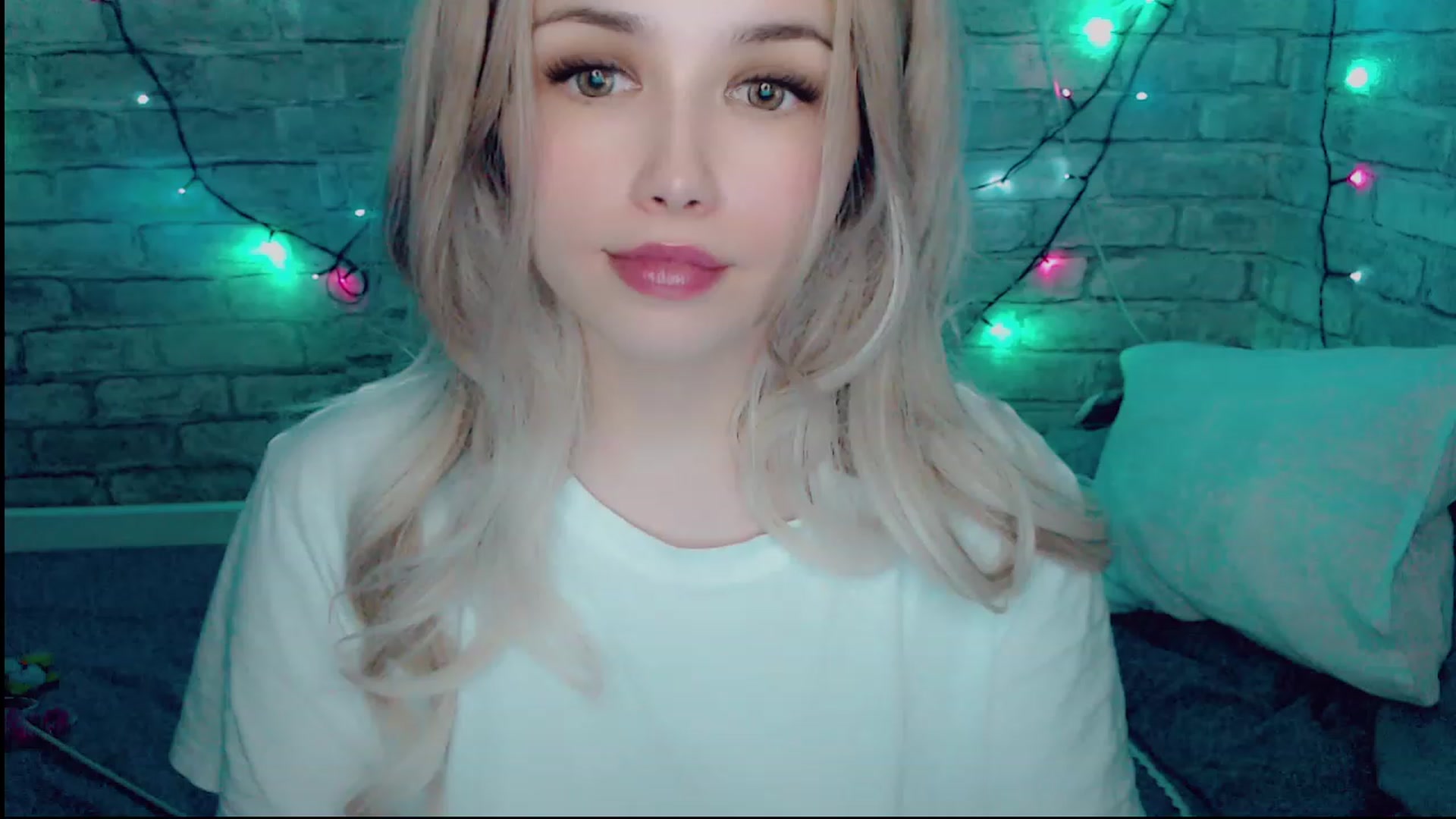 Gallery image thumbnail from YUMMY_TIFFANI's myfreecams stream on, 12/04/2022, 16:03 image 14 of 20