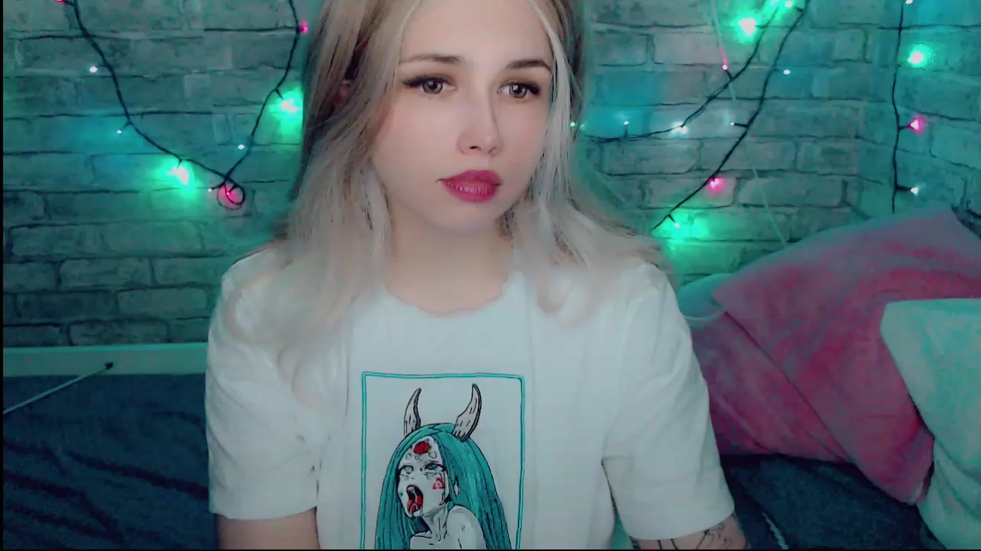 Gallery image thumbnail from YUMMY_TIFFANI's myfreecams stream on, 12/06/2022, 13:44 image 19 of 20