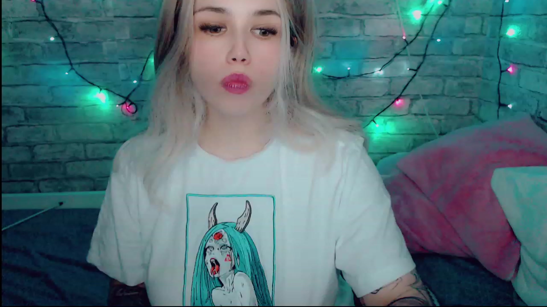 Gallery image thumbnail from YUMMY_TIFFANI's myfreecams stream on, 12/06/2022, 13:44 image 7 of 20