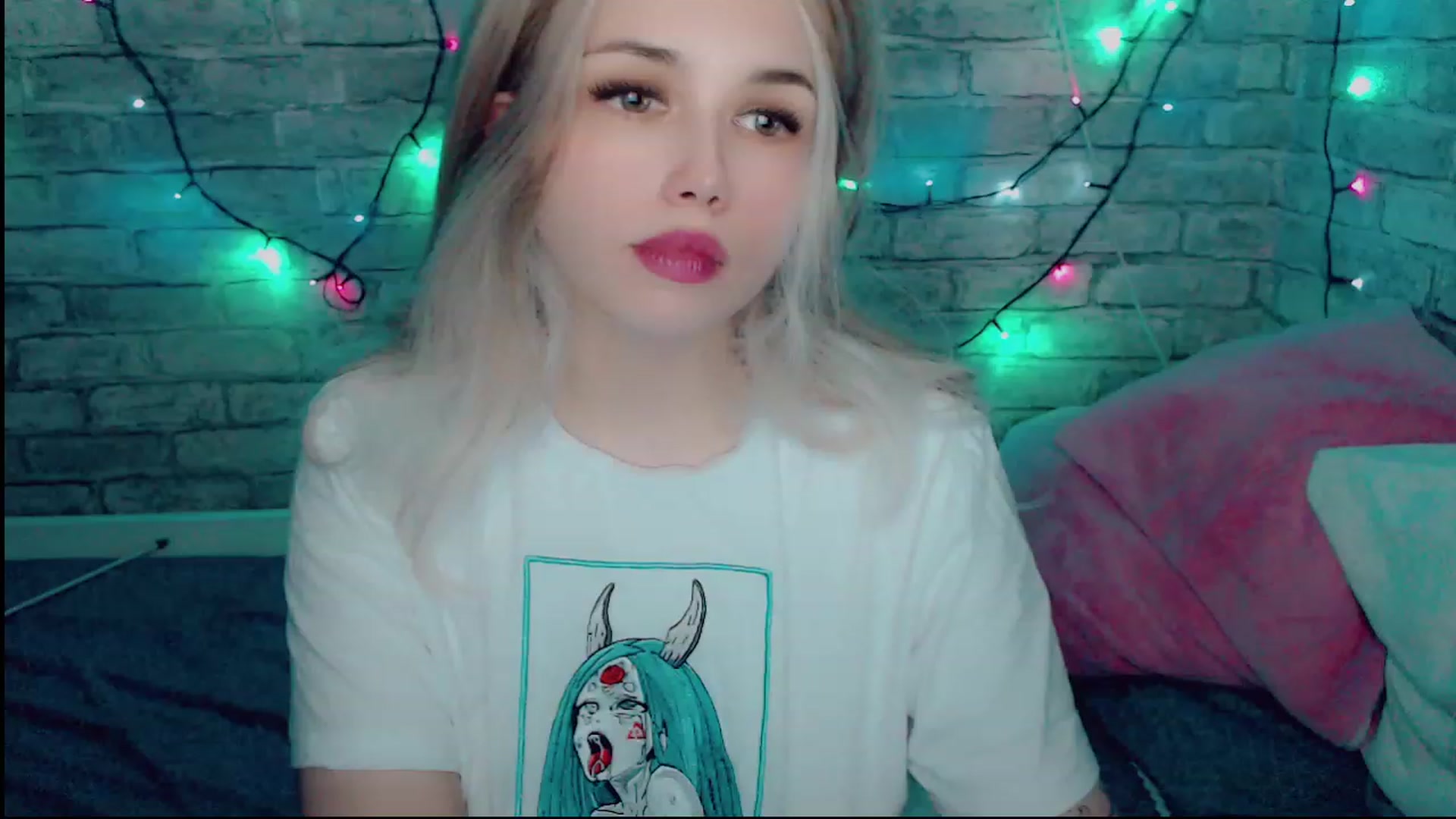 Gallery image thumbnail from YUMMY_TIFFANI's myfreecams stream on, 12/06/2022, 13:44 image 9 of 20