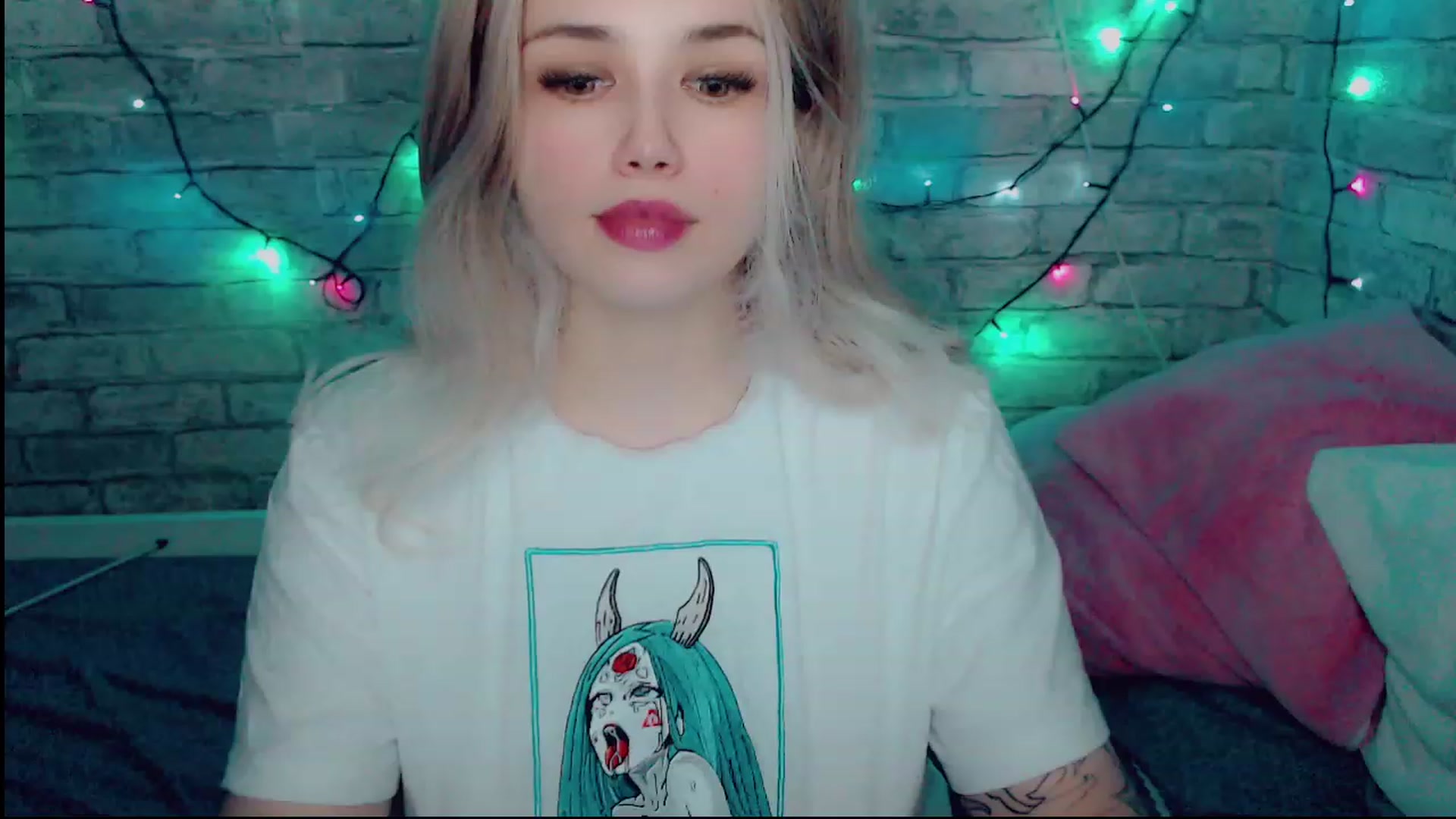 Gallery image thumbnail from YUMMY_TIFFANI's myfreecams stream on, 12/06/2022, 13:44 image 3 of 20