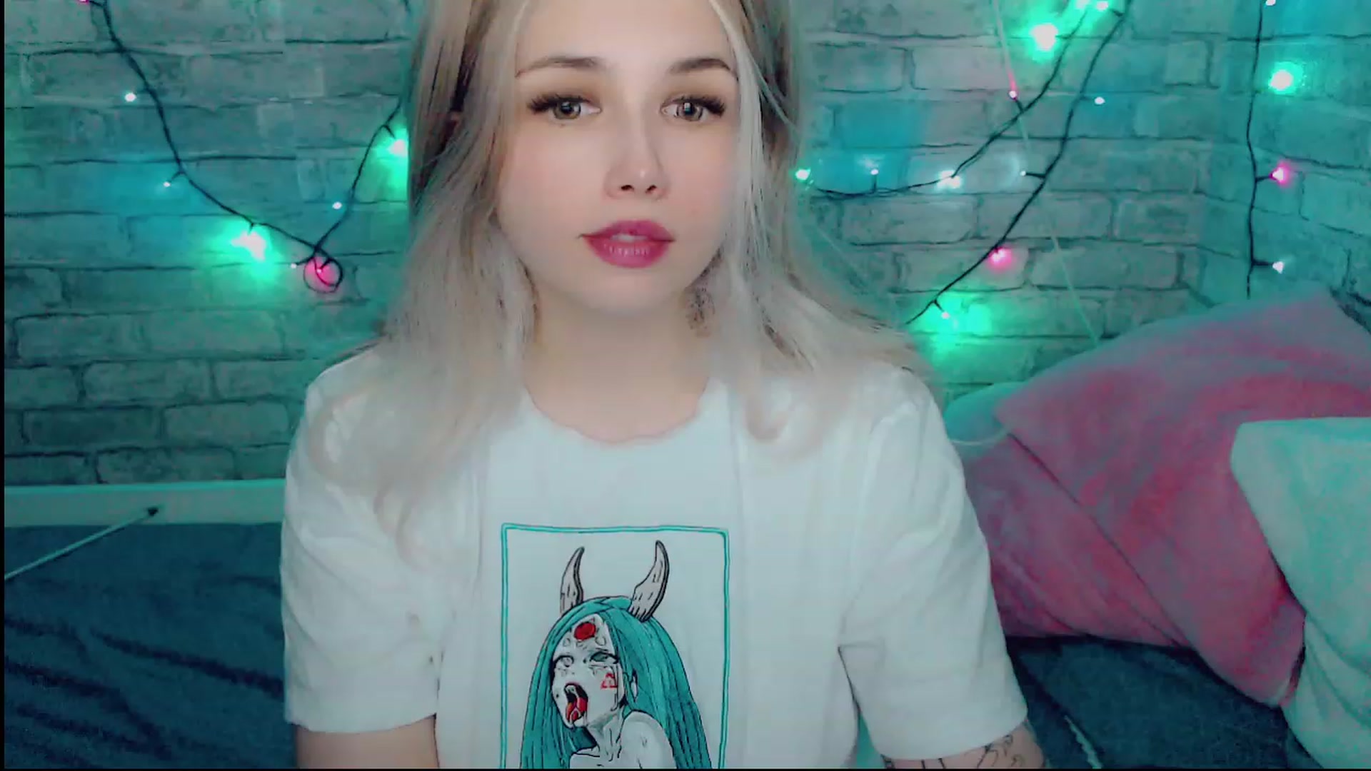 Gallery image thumbnail from YUMMY_TIFFANI's myfreecams stream on, 12/06/2022, 13:44 image 20 of 20