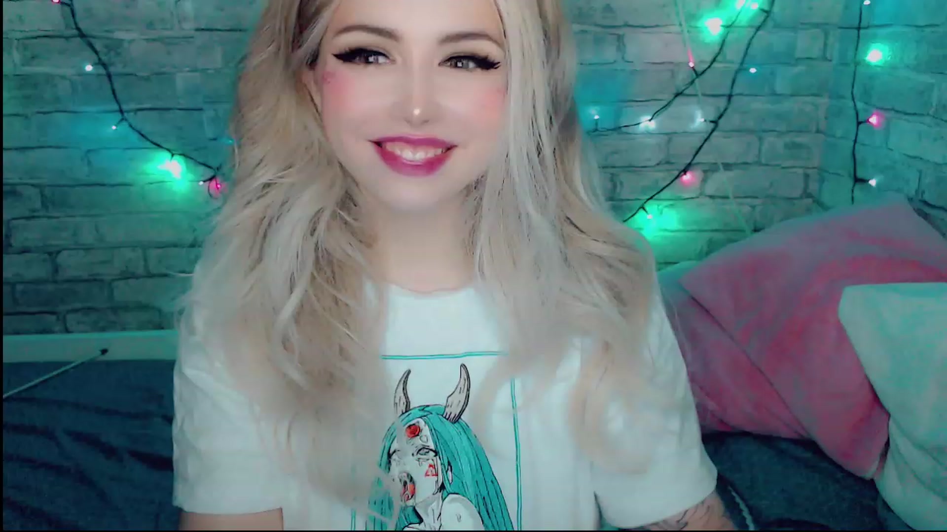 Gallery image thumbnail from YUMMY_TIFFANI's myfreecams stream on, 12/06/2022, 14:36 image 3 of 20