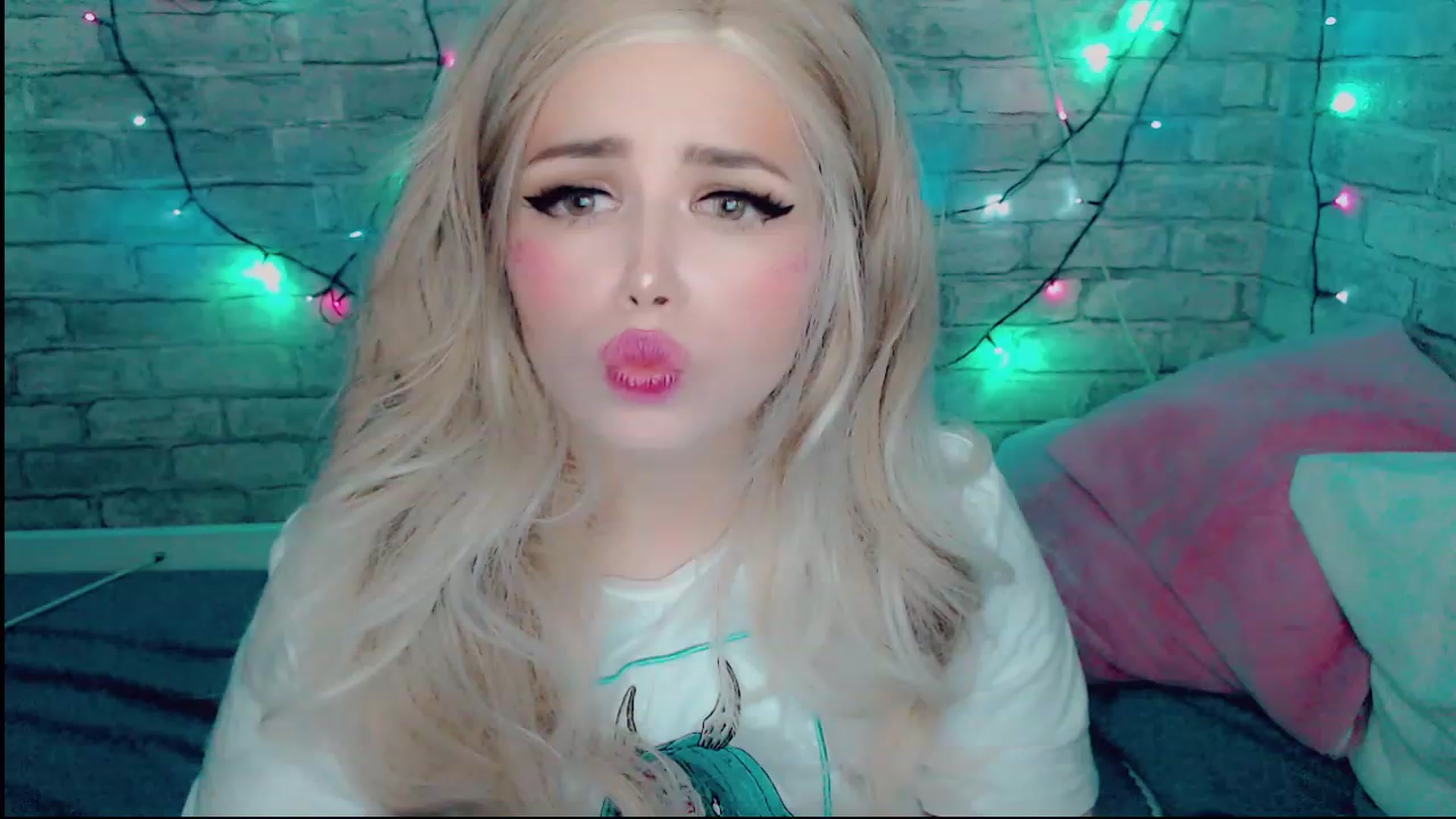 Gallery image thumbnail from YUMMY_TIFFANI's myfreecams stream on, 12/06/2022, 14:36 image 20 of 20