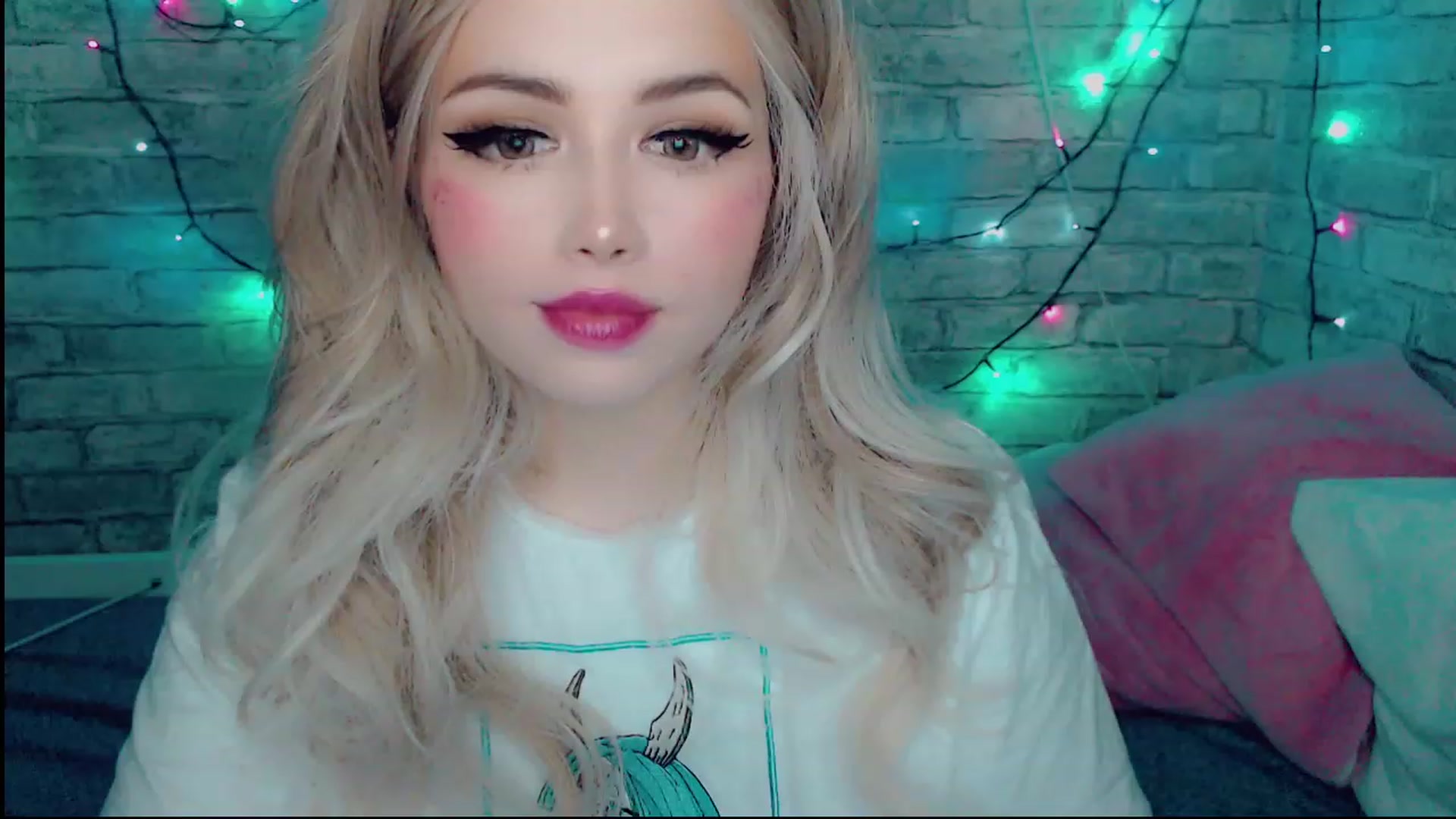 Gallery image thumbnail from YUMMY_TIFFANI's myfreecams stream on, 12/06/2022, 14:36 image 15 of 20