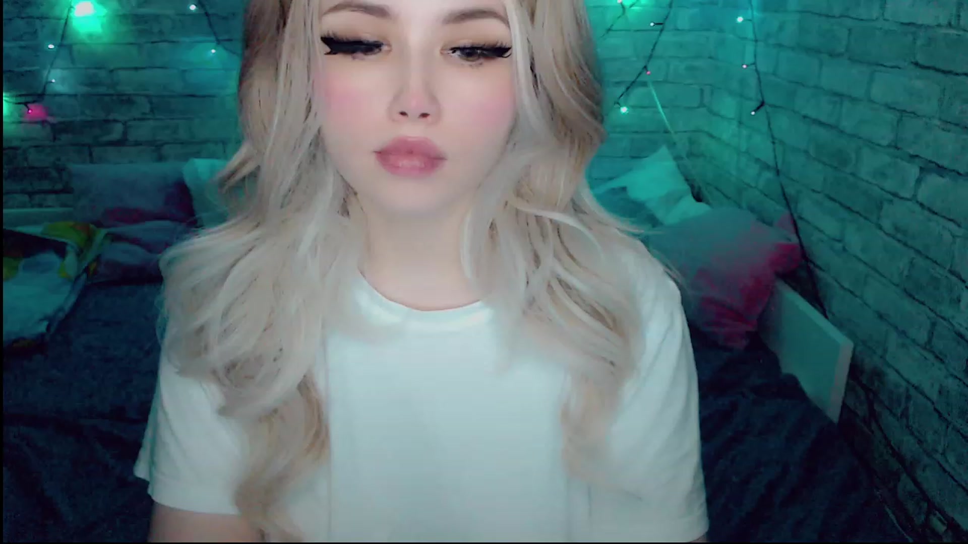 Gallery image thumbnail from YUMMY_TIFFANI's myfreecams stream on, 12/15/2022, 12:08 image 5 of 20