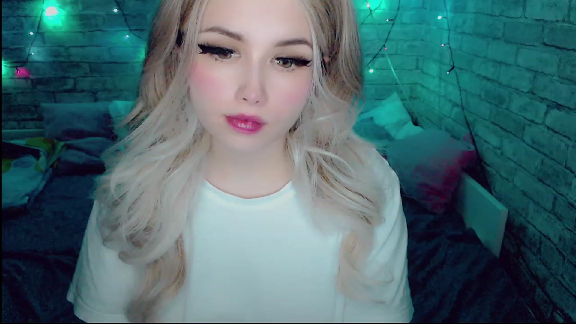 Gallery image thumbnail from YUMMY_TIFFANI's myfreecams stream on, 12/15/2022, 13:06 image 5 of 20