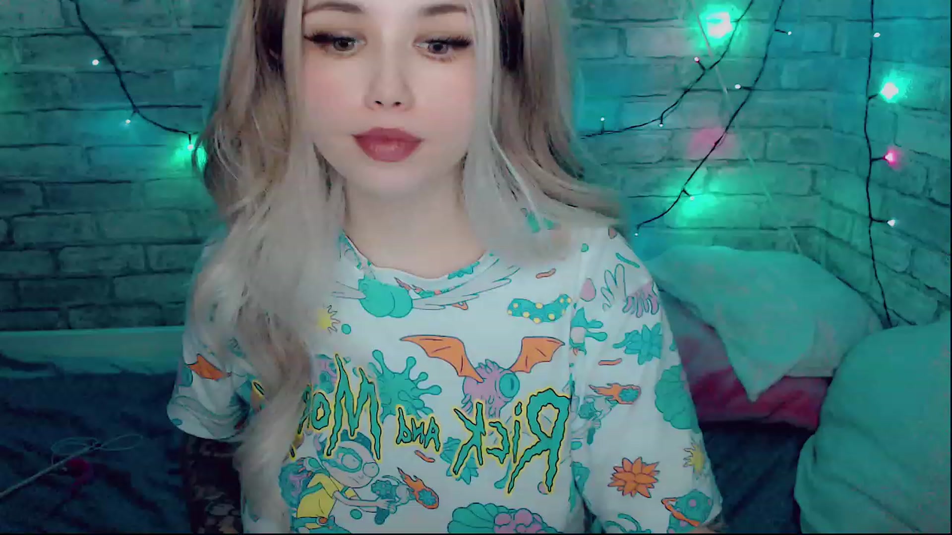 Gallery image thumbnail from YUMMY_TIFFANI's myfreecams stream on, 12/18/2022, 14:51 image 2 of 20