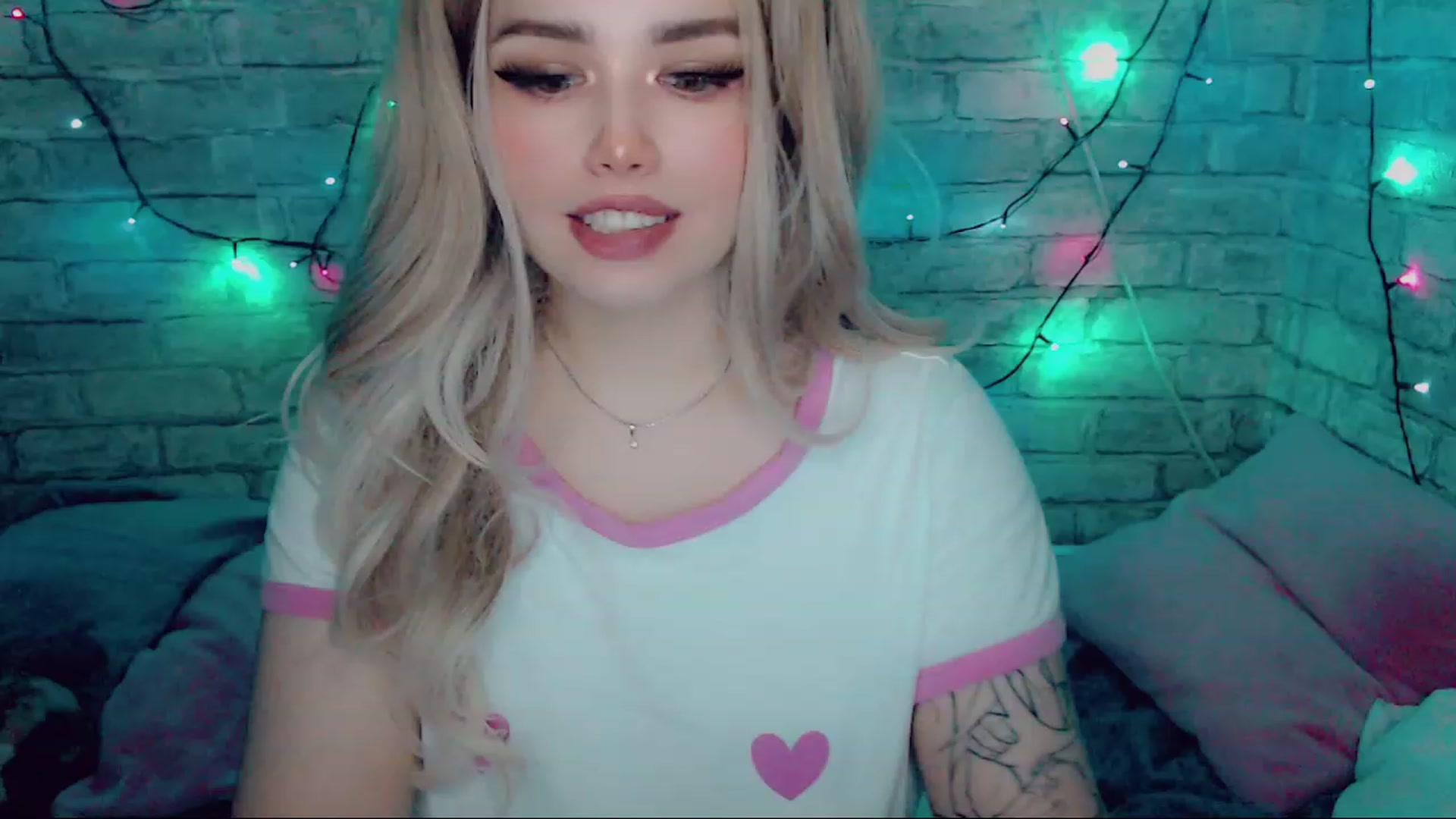 Gallery image thumbnail from YUMMY_TIFFANI's myfreecams stream on, 12/23/2022, 13:08 image 8 of 20