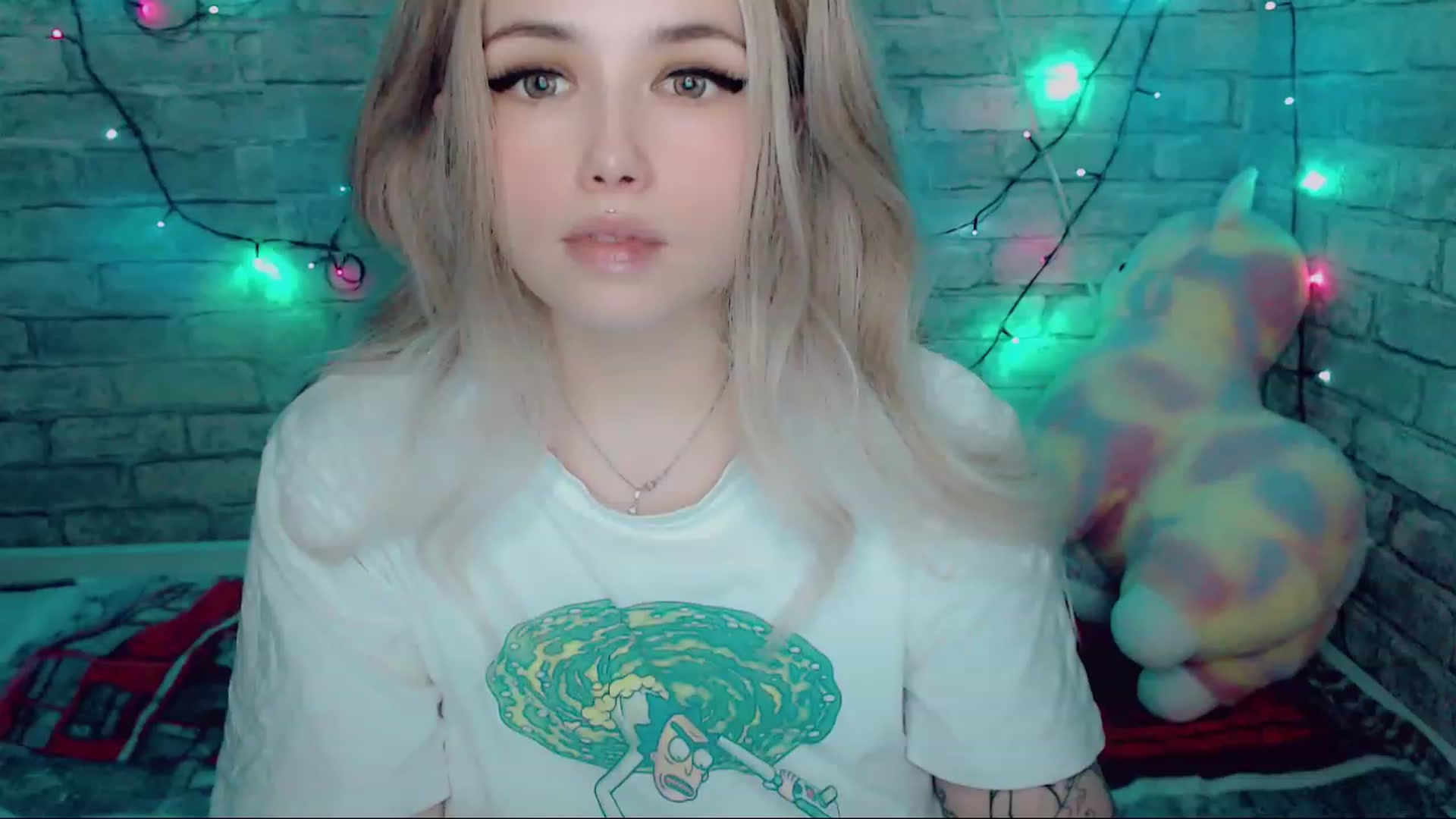 Gallery image thumbnail from YUMMY_TIFFANI's myfreecams stream on, 12/25/2022, 13:12 image 3 of 20