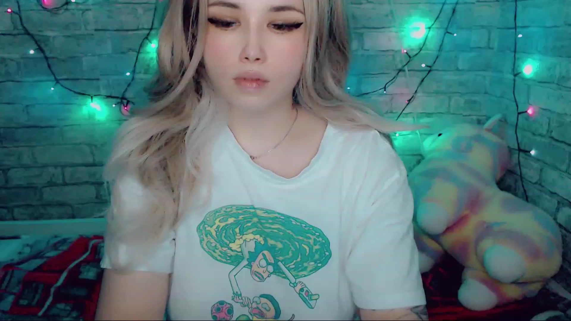 Gallery image thumbnail from YUMMY_TIFFANI's myfreecams stream on, 12/25/2022, 13:12 image 8 of 20