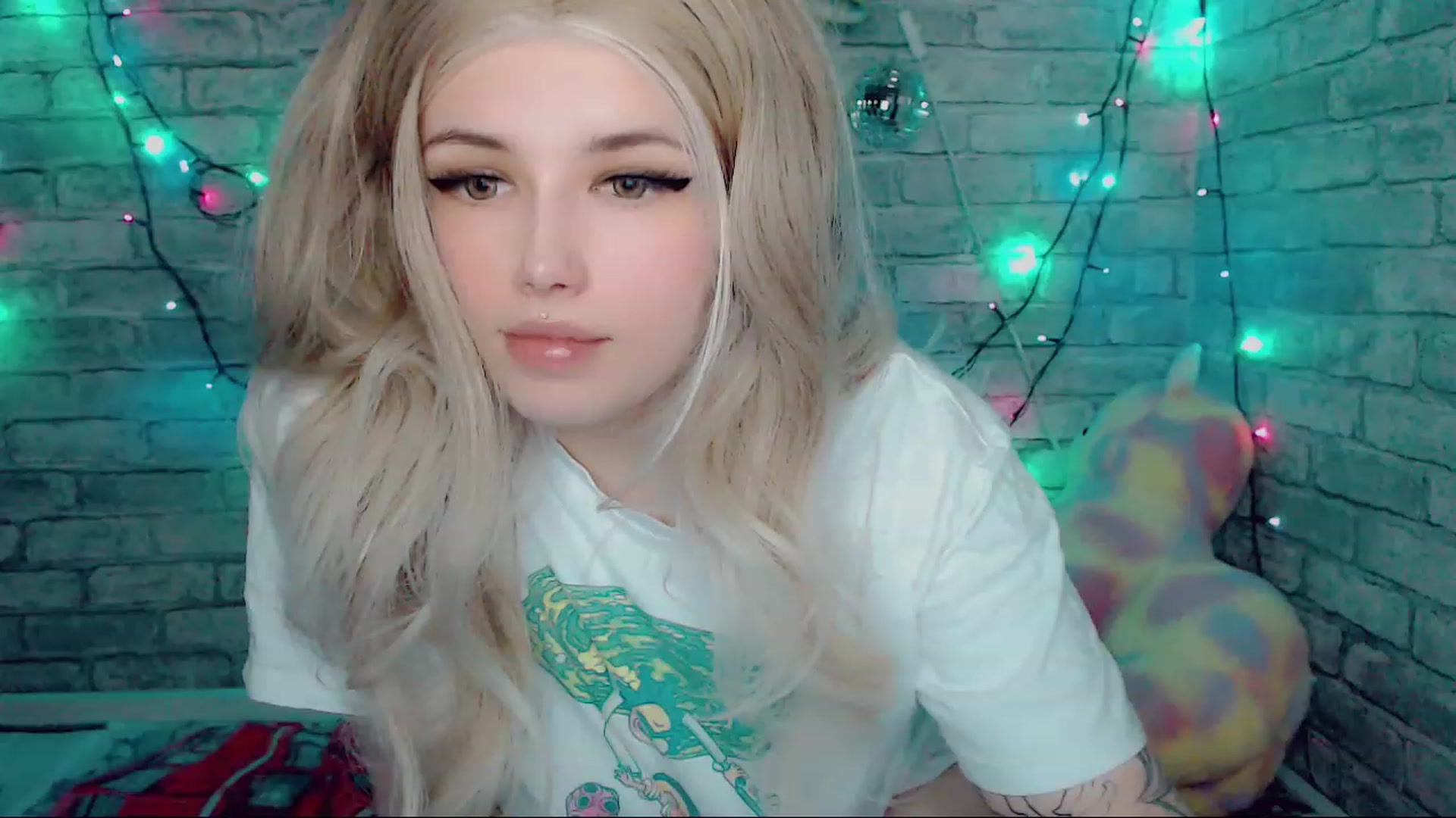 Gallery image thumbnail from YUMMY_TIFFANI's myfreecams stream on, 12/25/2022, 13:12 image 7 of 20