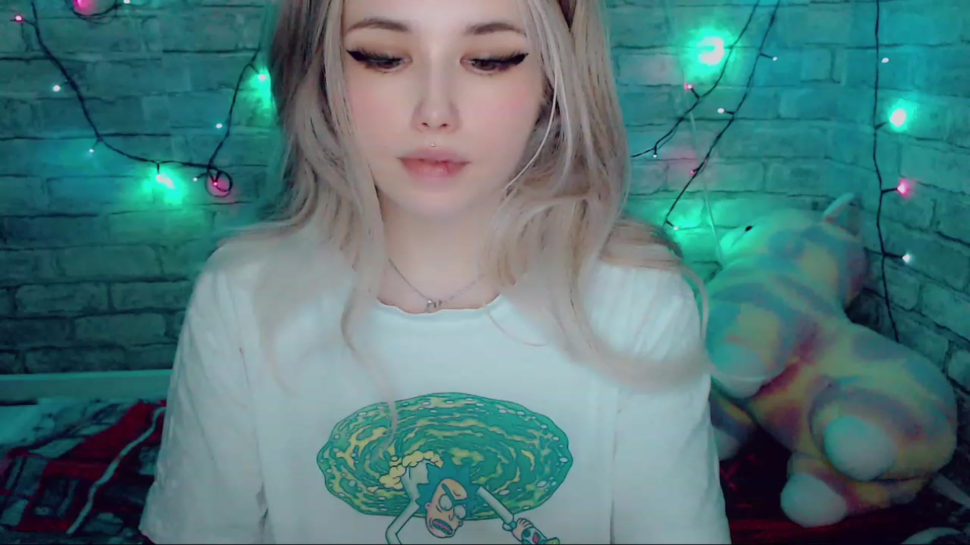 Gallery image thumbnail from YUMMY_TIFFANI's myfreecams stream on, 12/25/2022, 13:12 image 14 of 20